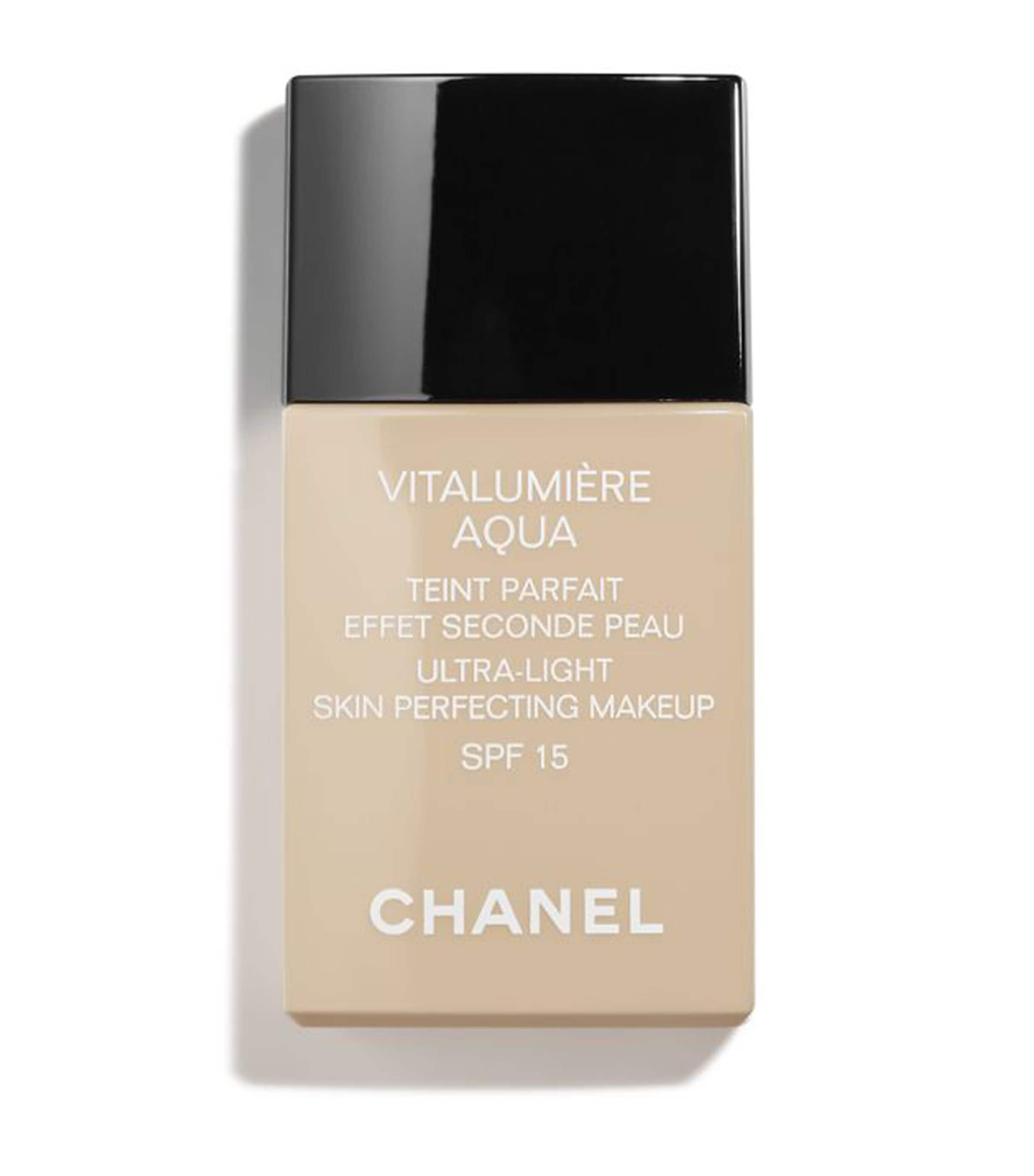 CHANEL VITALUMIÈRE AQUA Ultra-Light Skin Perfecting Makeup SPF 20 Beige Image 1