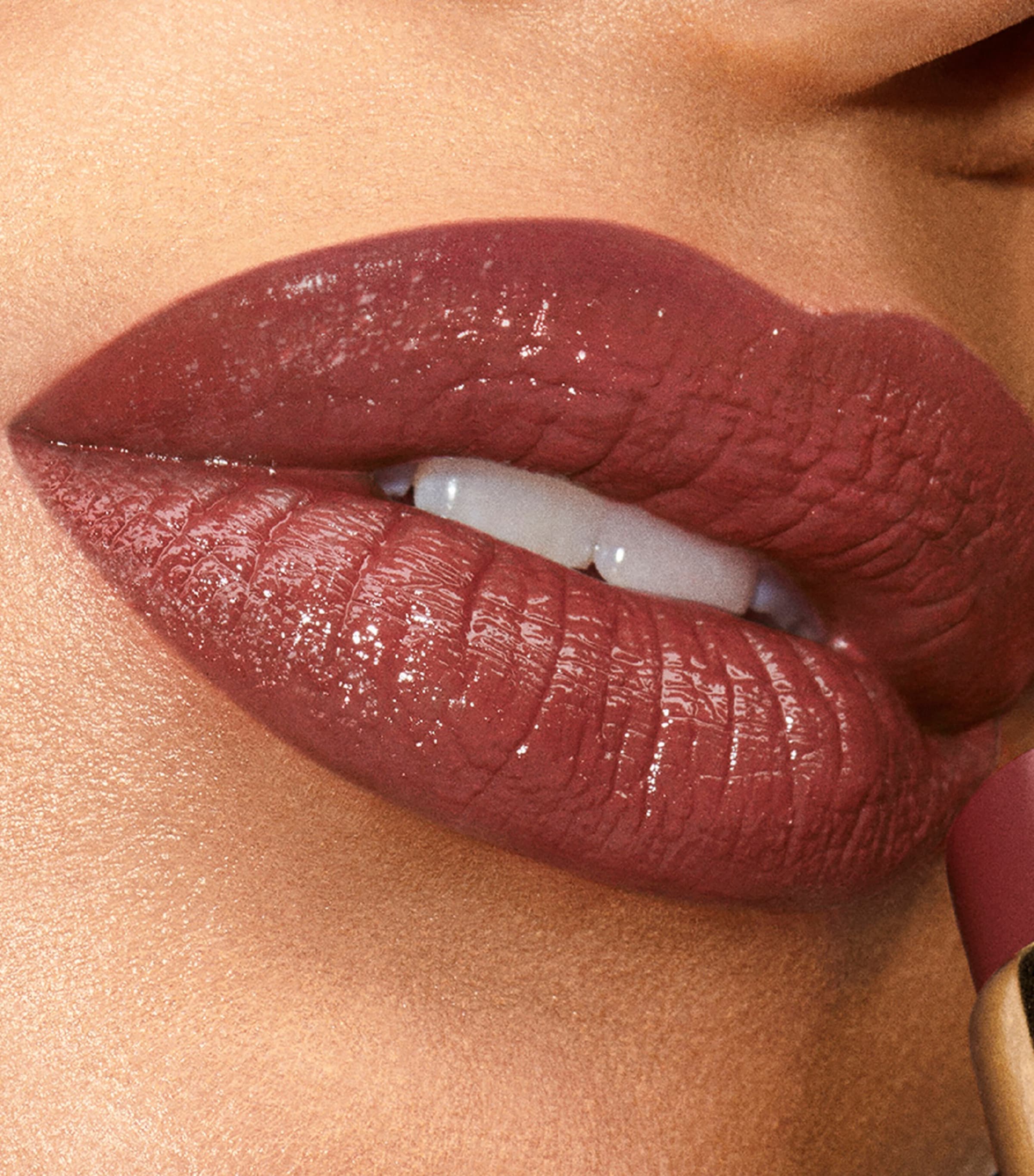Estée Lauder Re-Nutriv The Diamond Serum Lipstick Half Moon Image 3