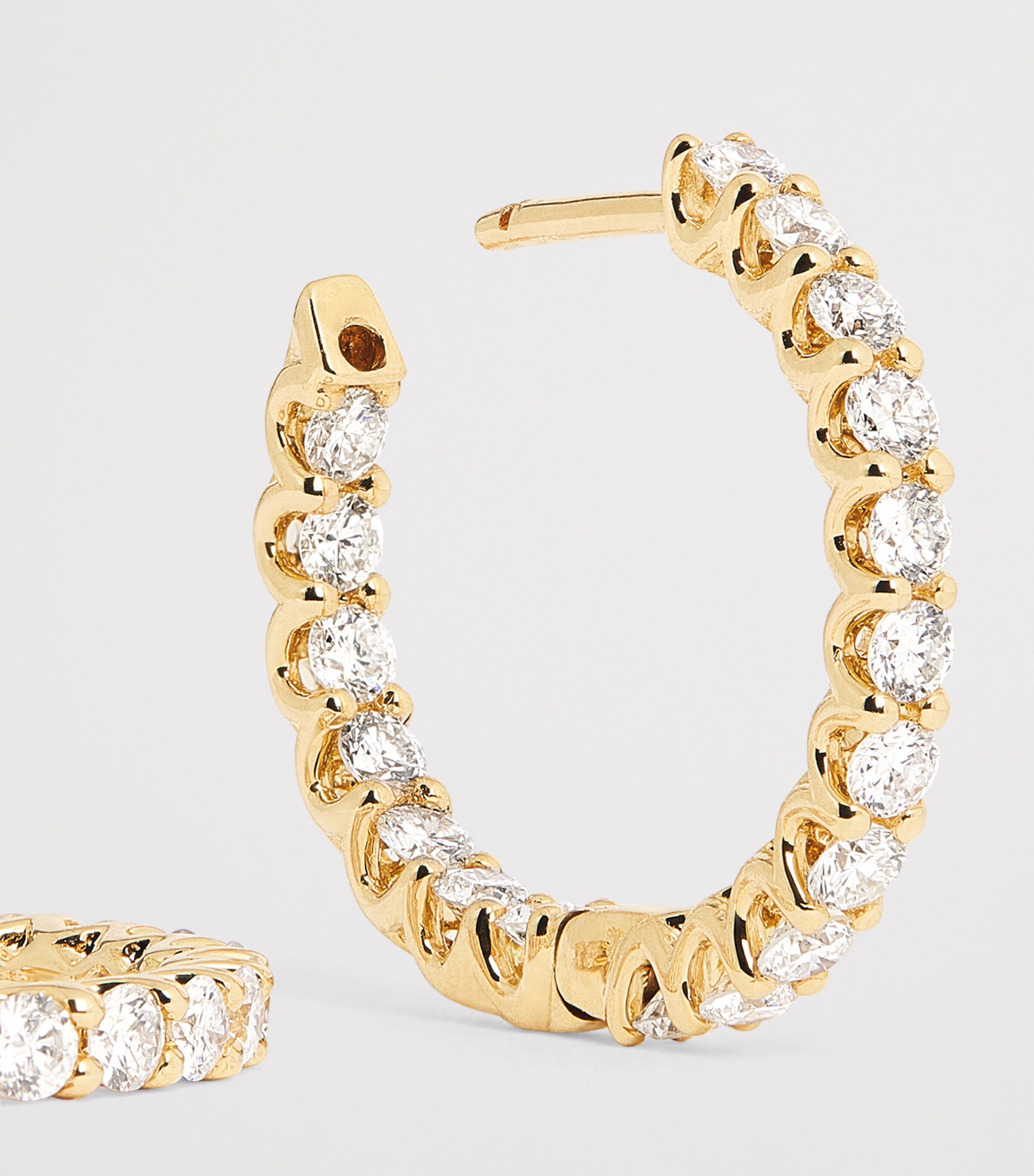 Medium Yellow Gold and Diamond Hoop Earrings (1.25ctw) YELLOW GOLD Image 6