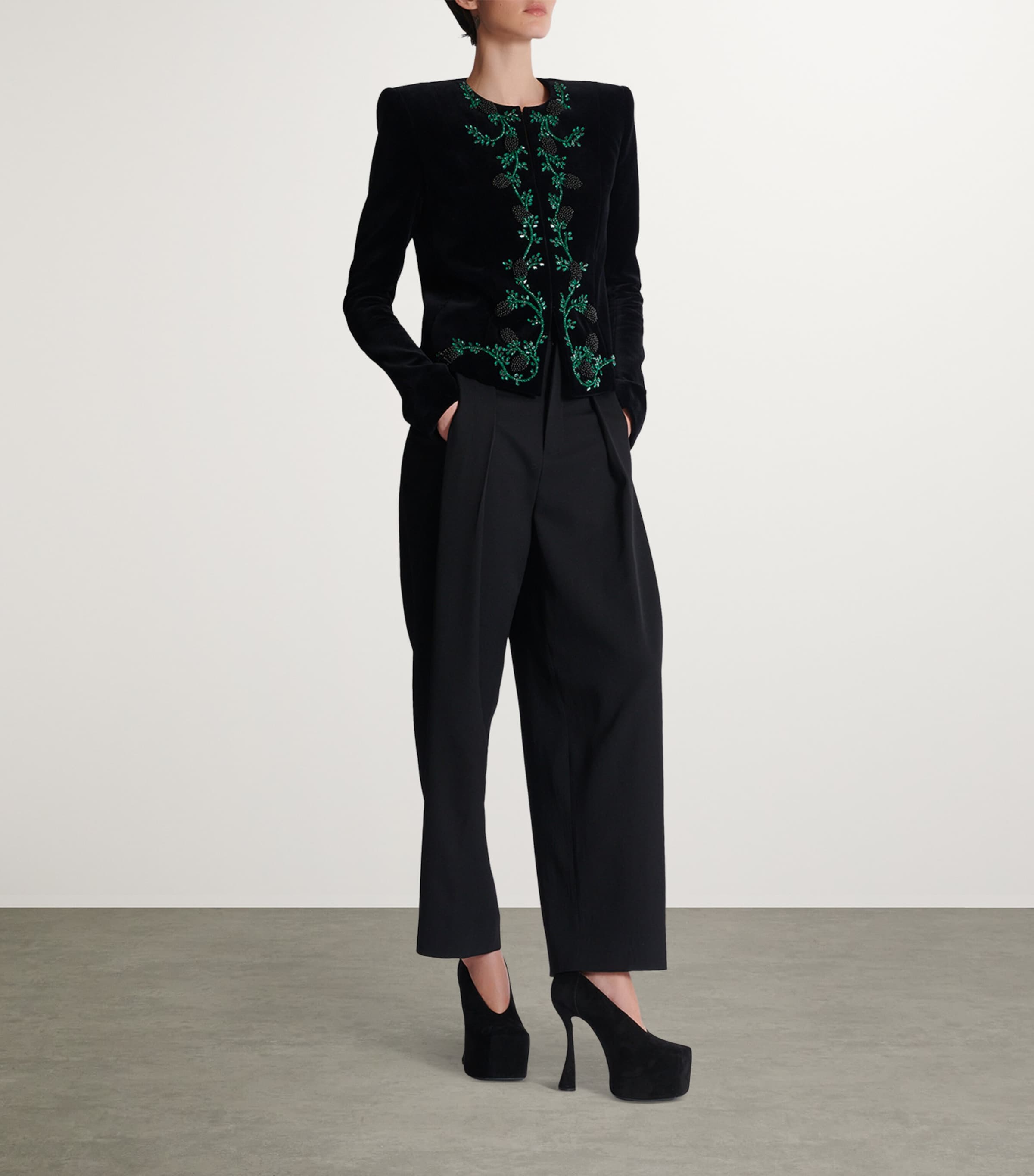 Velvet Blackberry Cropped Jacket NOIR Image 2