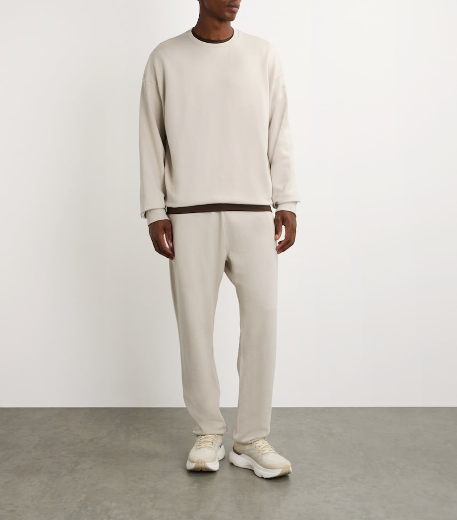 Alo Yoga Mens Cotton-Blend Chill Sweatshirt Bone Image 2