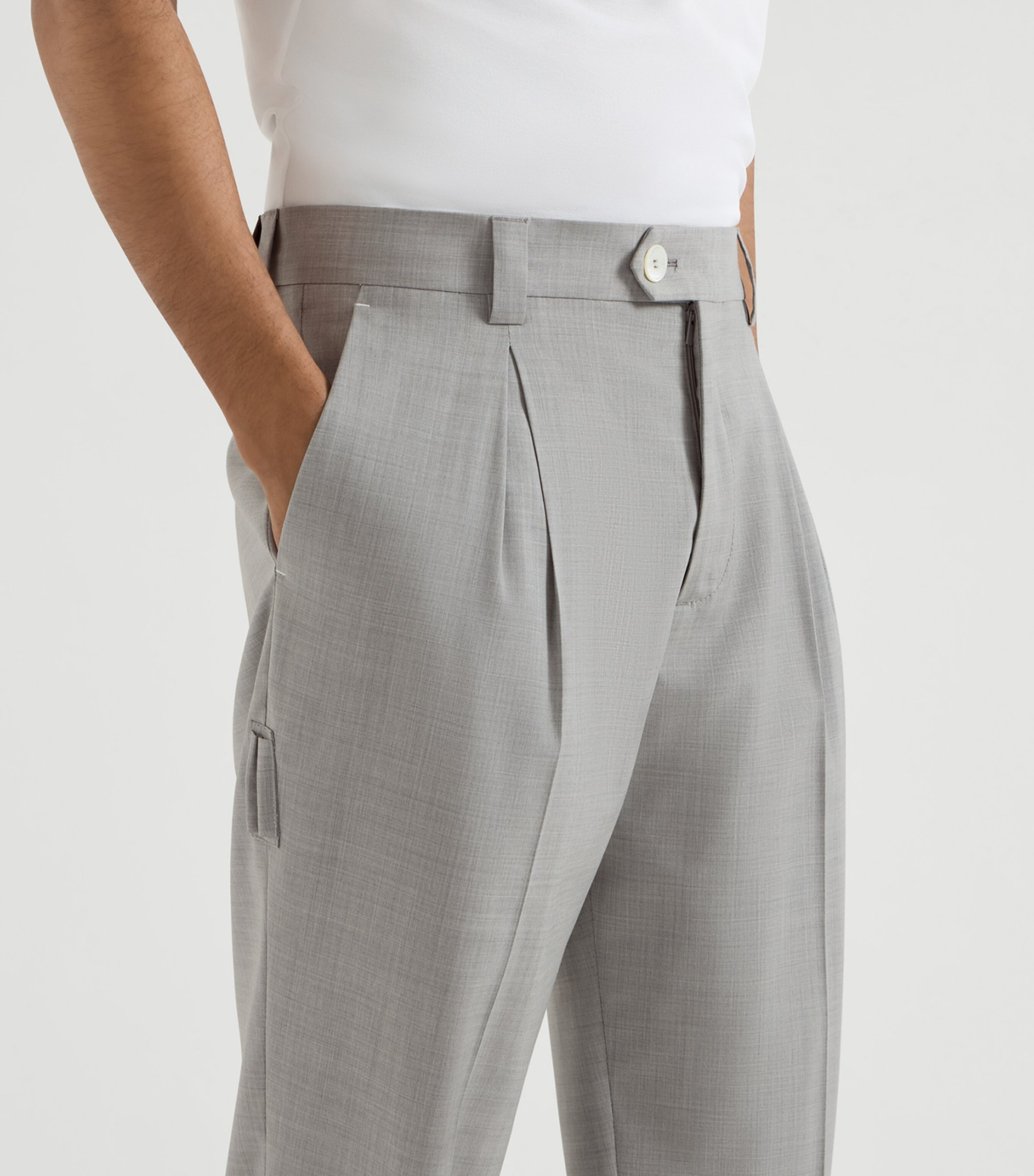 Brunello Cucinelli Mens Virgin Wool Pleated Trousers Image 6