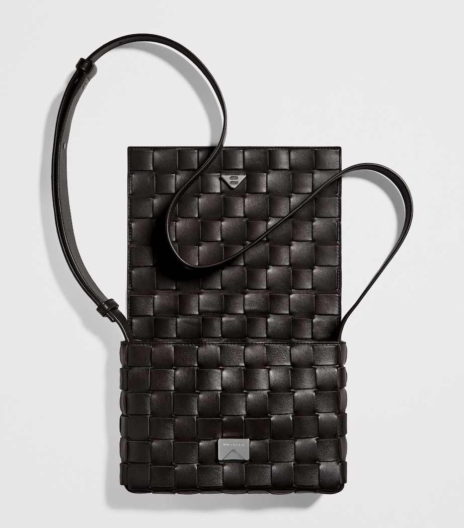 Bottega Veneta Leather Intrecciato Messenger Bag Image 6