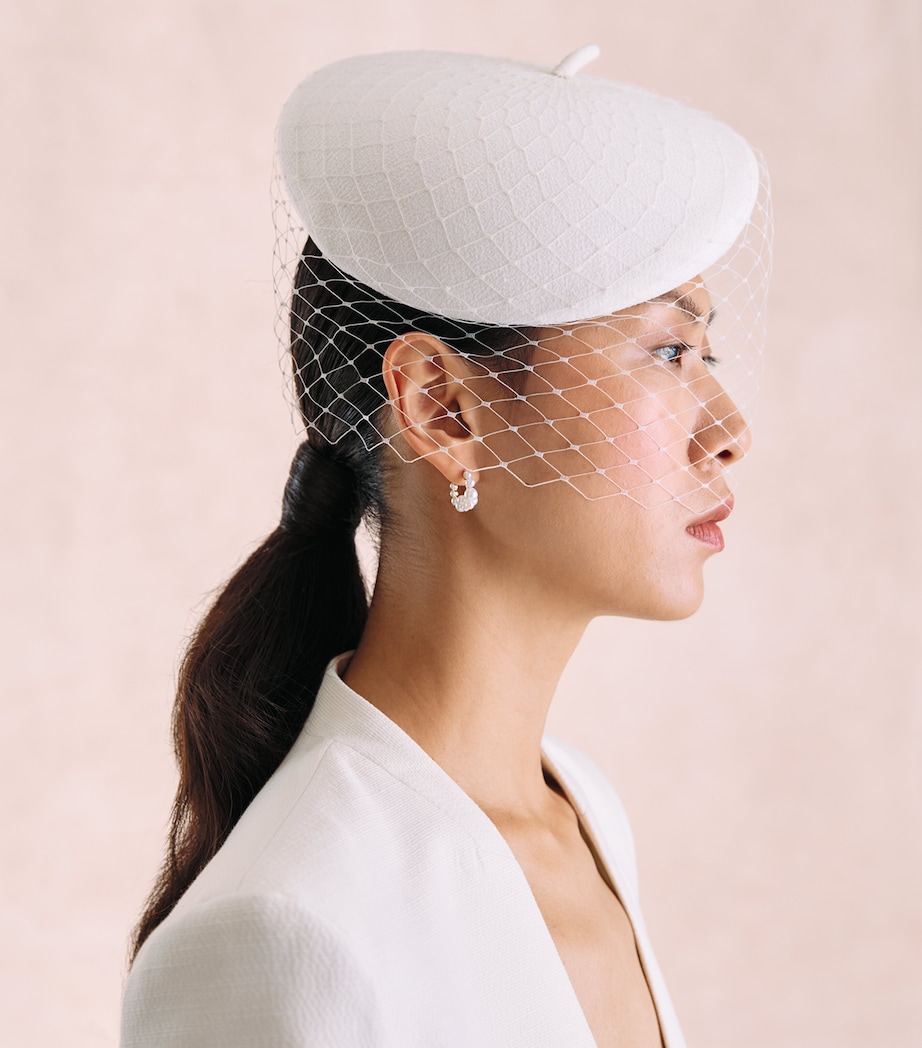 EMILY-LONDON Zellova Pillbox Hat White Image 3
