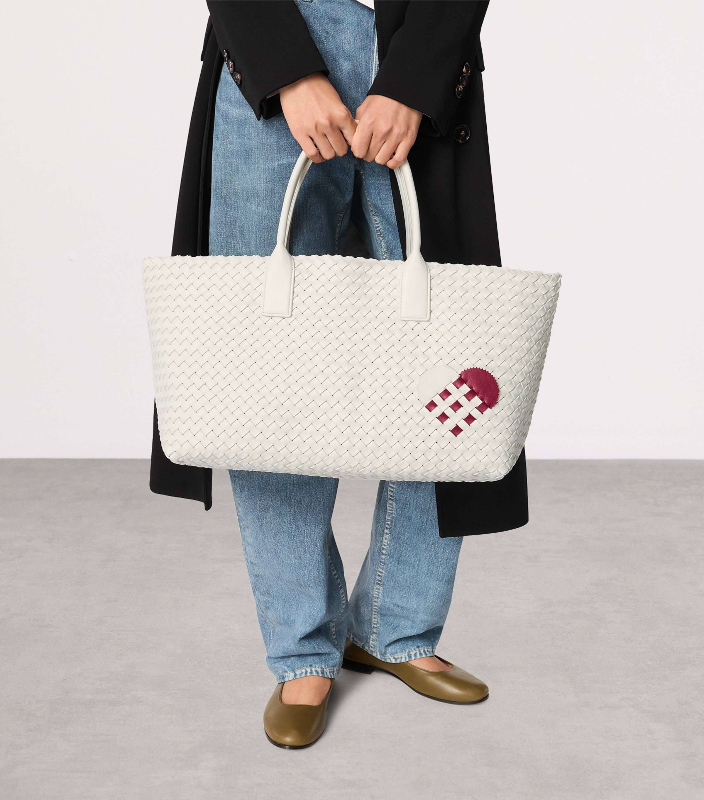 トートバッグ Bottega Veneta Canvas And Smooth Leather Tote Bag s-l400.jpg
