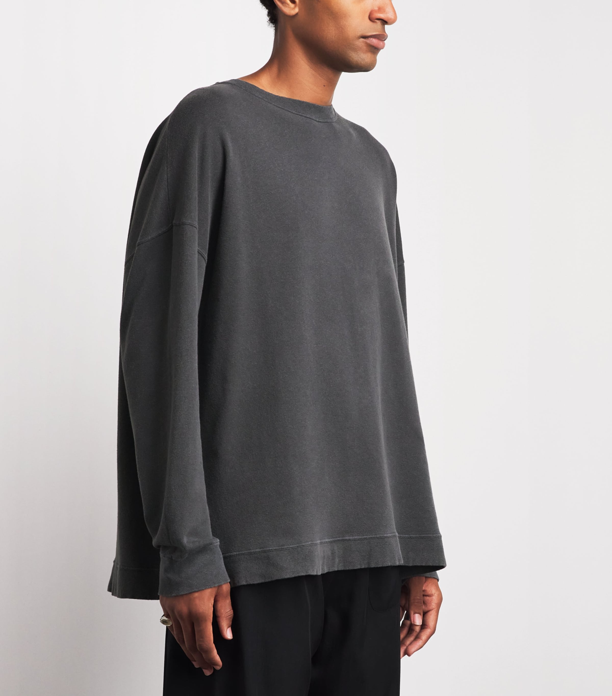 Our Legacy Mens Cotton-Linen-Blend Slack Sweatshirt Washed Blk Rgu Lopbk Image 4