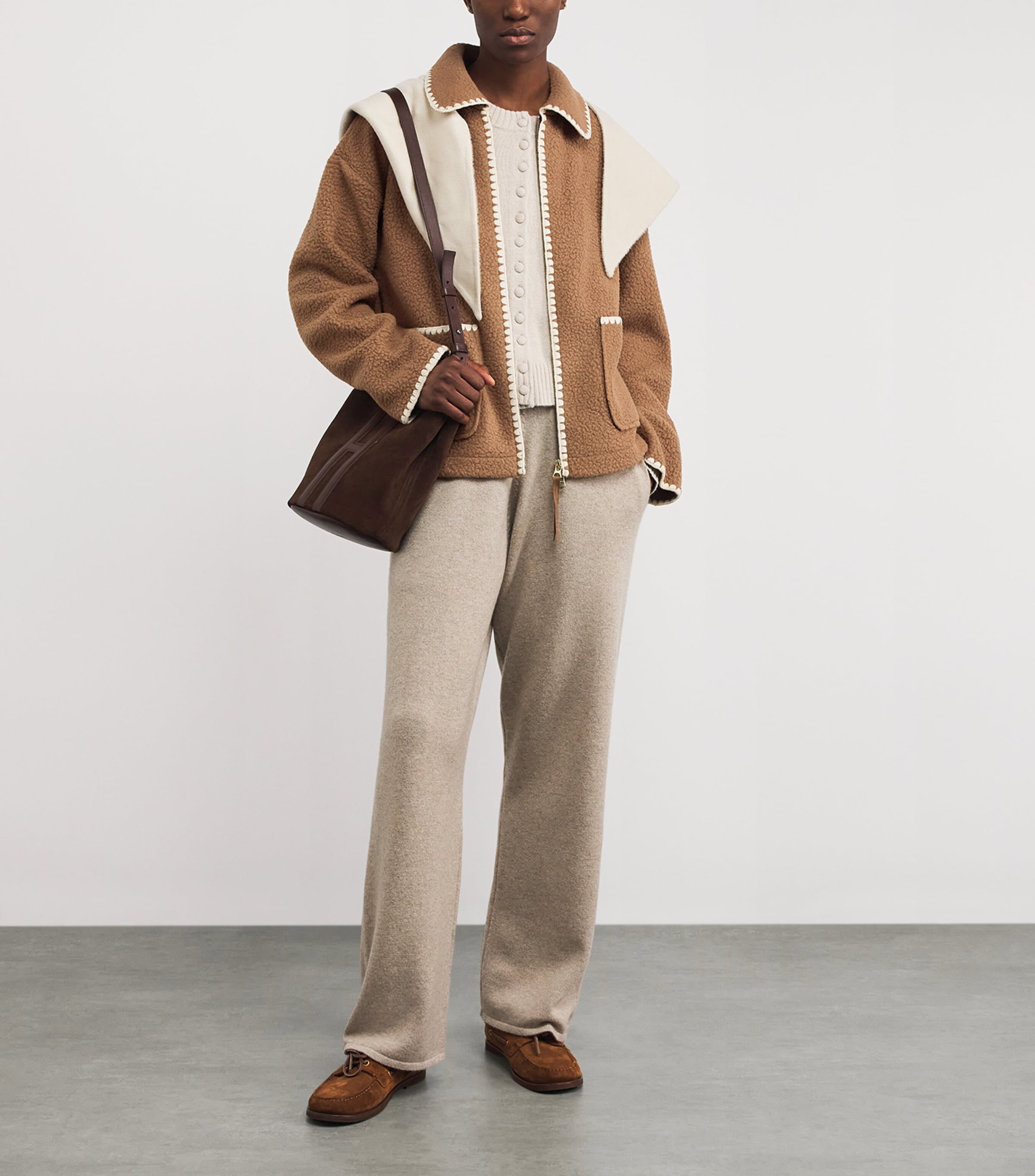 Fleece Embroidered Ruiko Jacket COCOA DUST Image 2