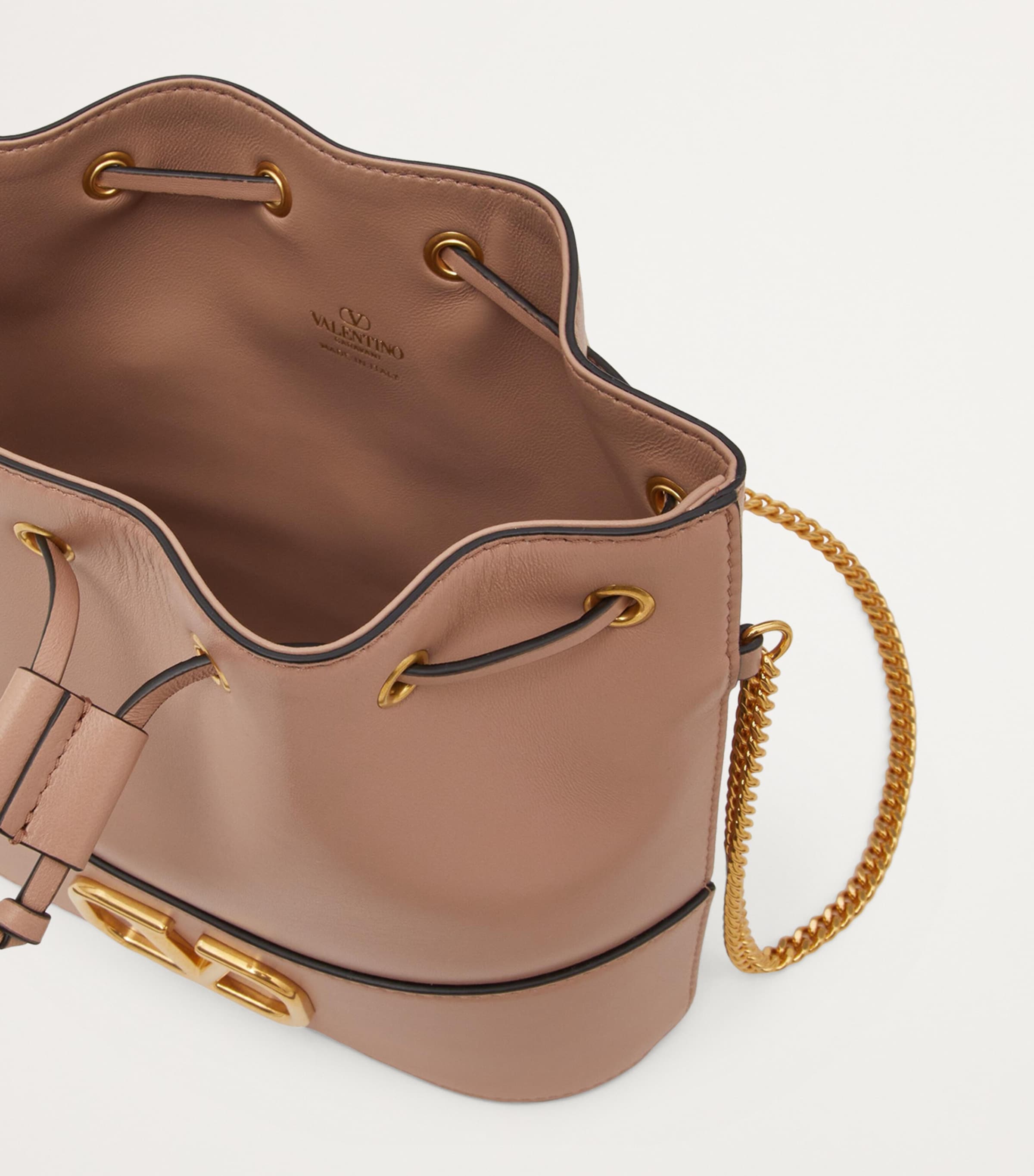 トートバッグ VALENTINO GARAVANI Brown Leather Vlogo Bucket Bag Valentino Garavani Brown Leather Medium Vlogo Locker