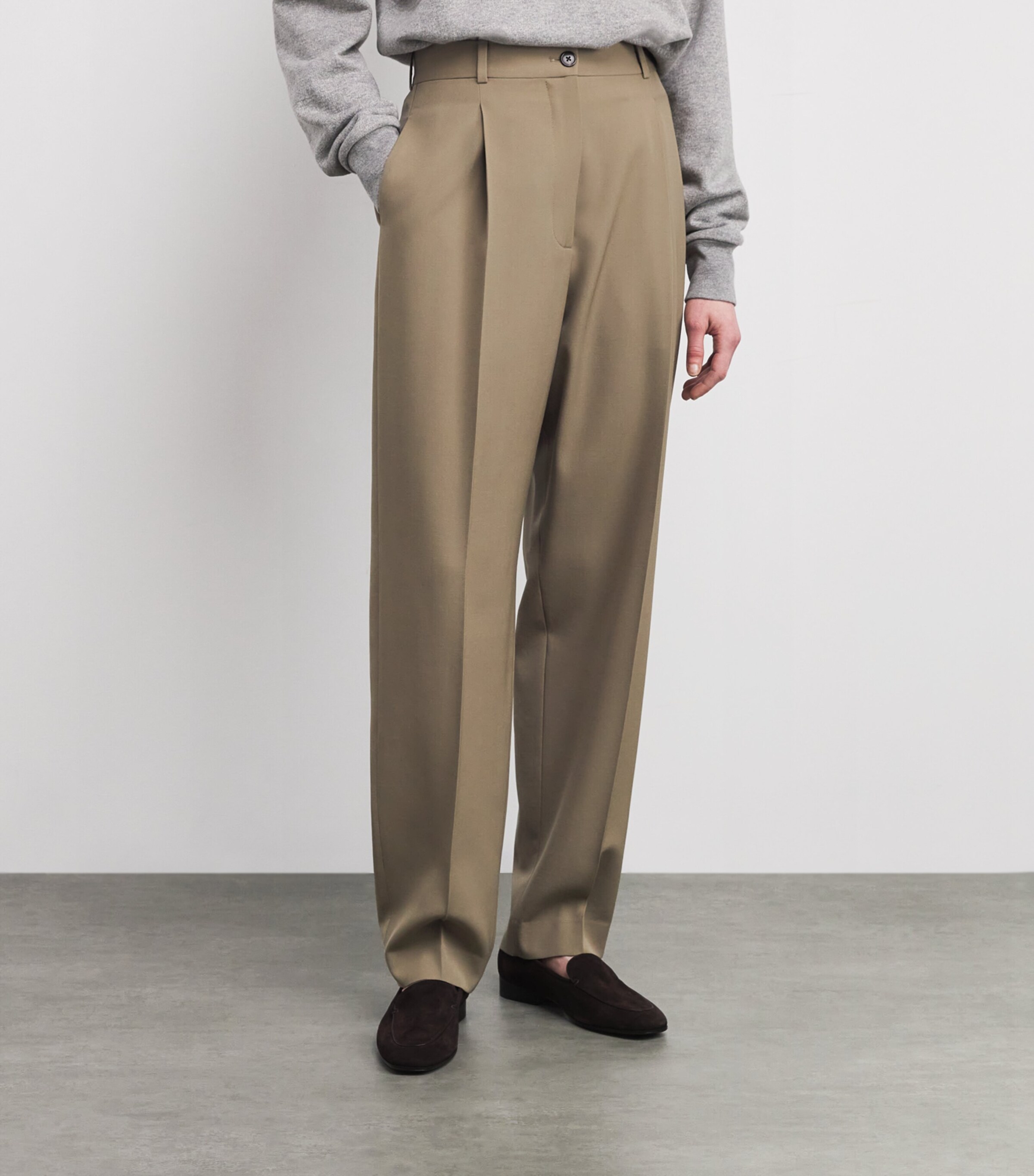 The Row Womens Gianni Wool Trousers Army Beige Image 3