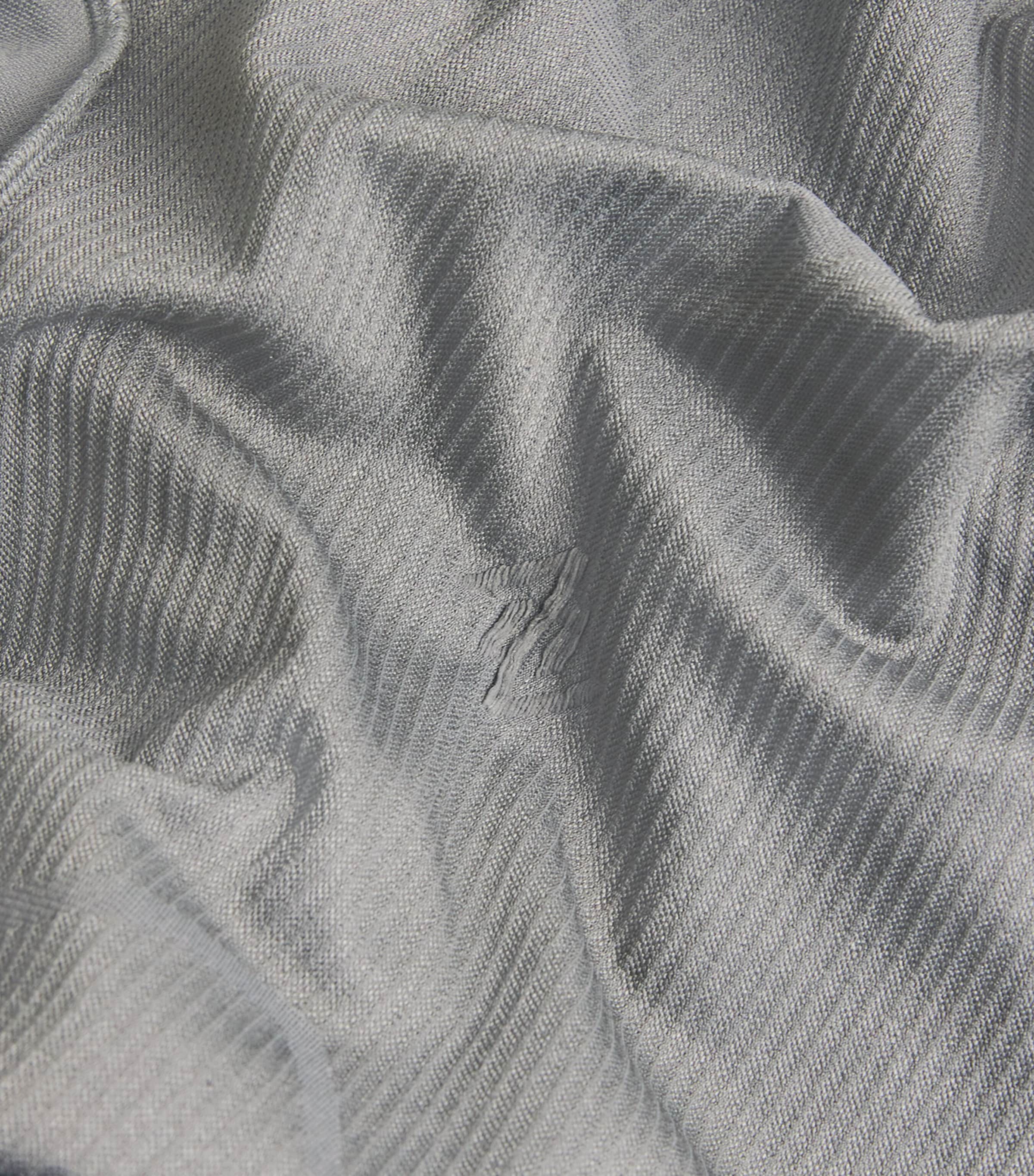 Long-Sleeve Seamless Uprising T-Shirt STEEL Image 5