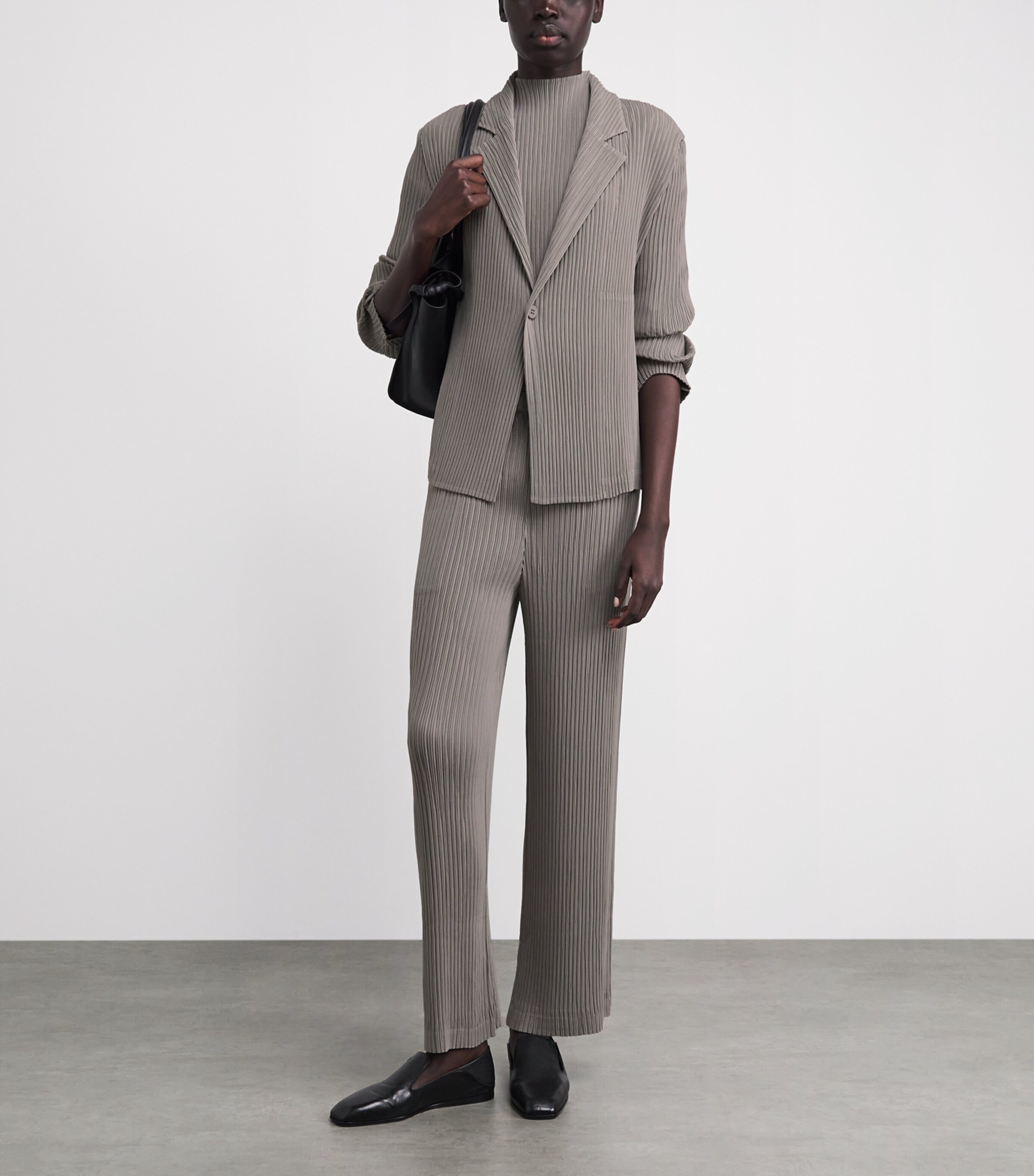 Issey Miyake Womens Hatching Pleats Blazer Greige Image 2