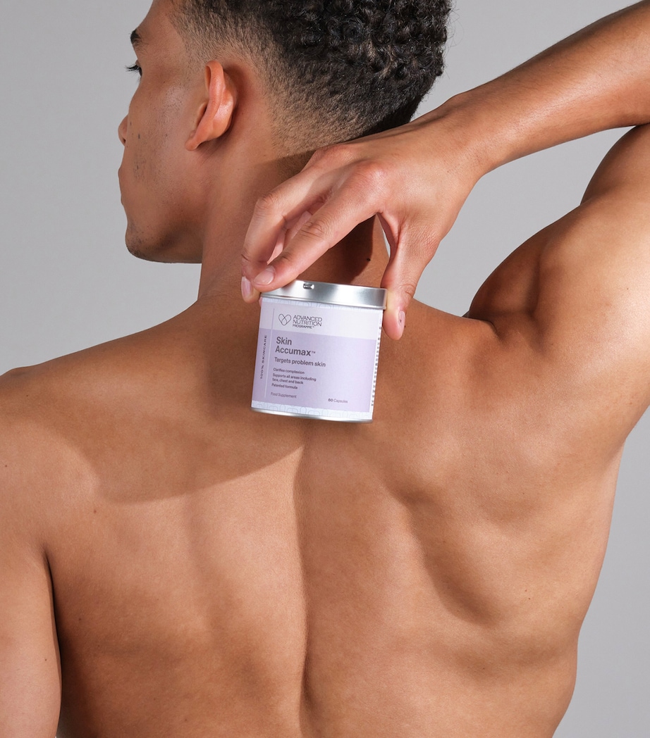 Skin Accumax (120 Capsules) NO COLOUR Image 3