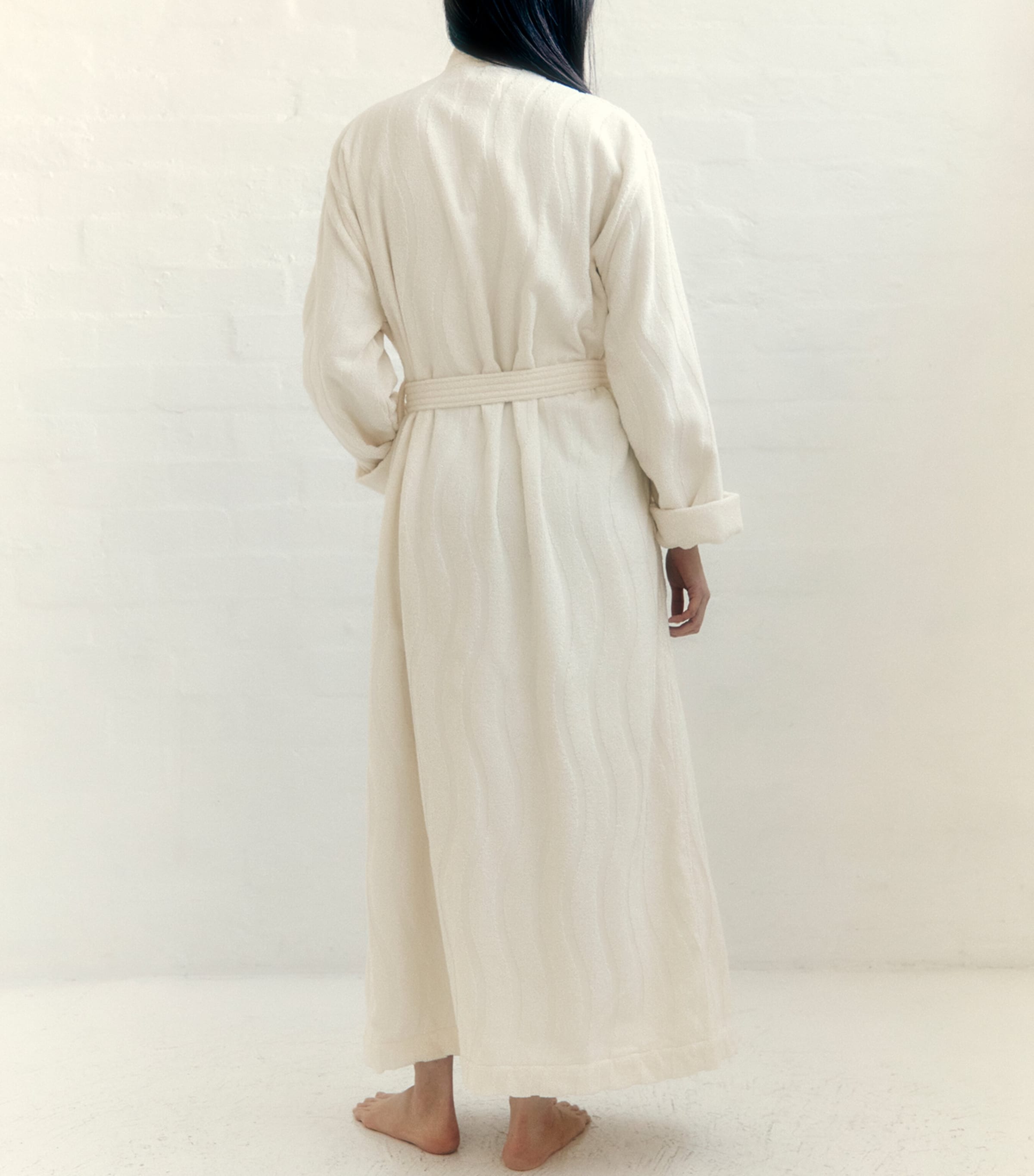 BAINA Organic Cotton Sulis Bathrobe (M/L) Ivory Image 4