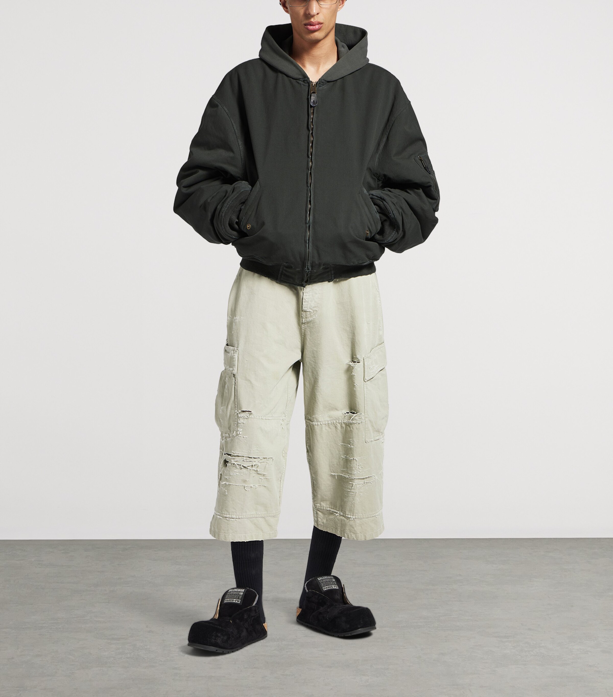 Distressed Cargo Shorts 2801 Image 2