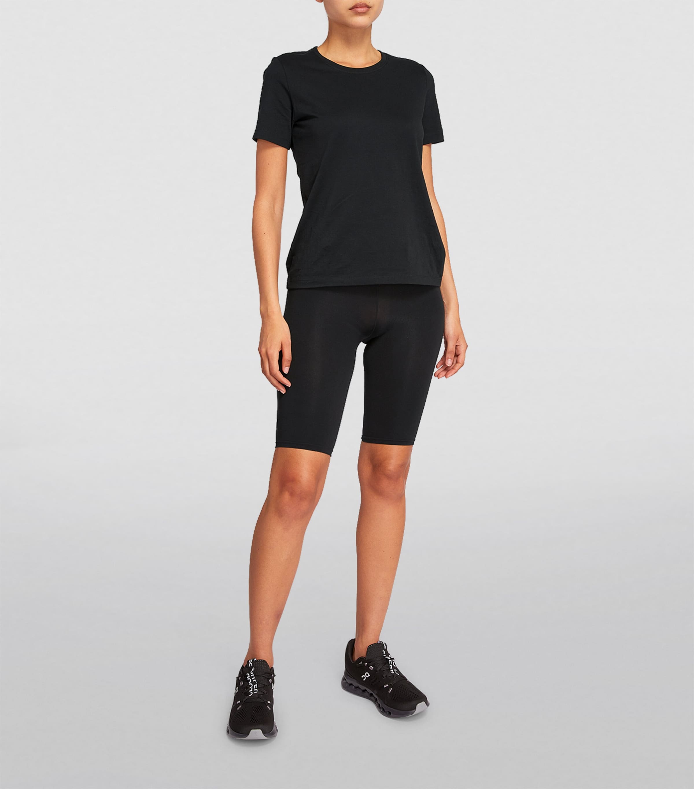 Falke Womens Shaping Bike Shorts Black Image 2