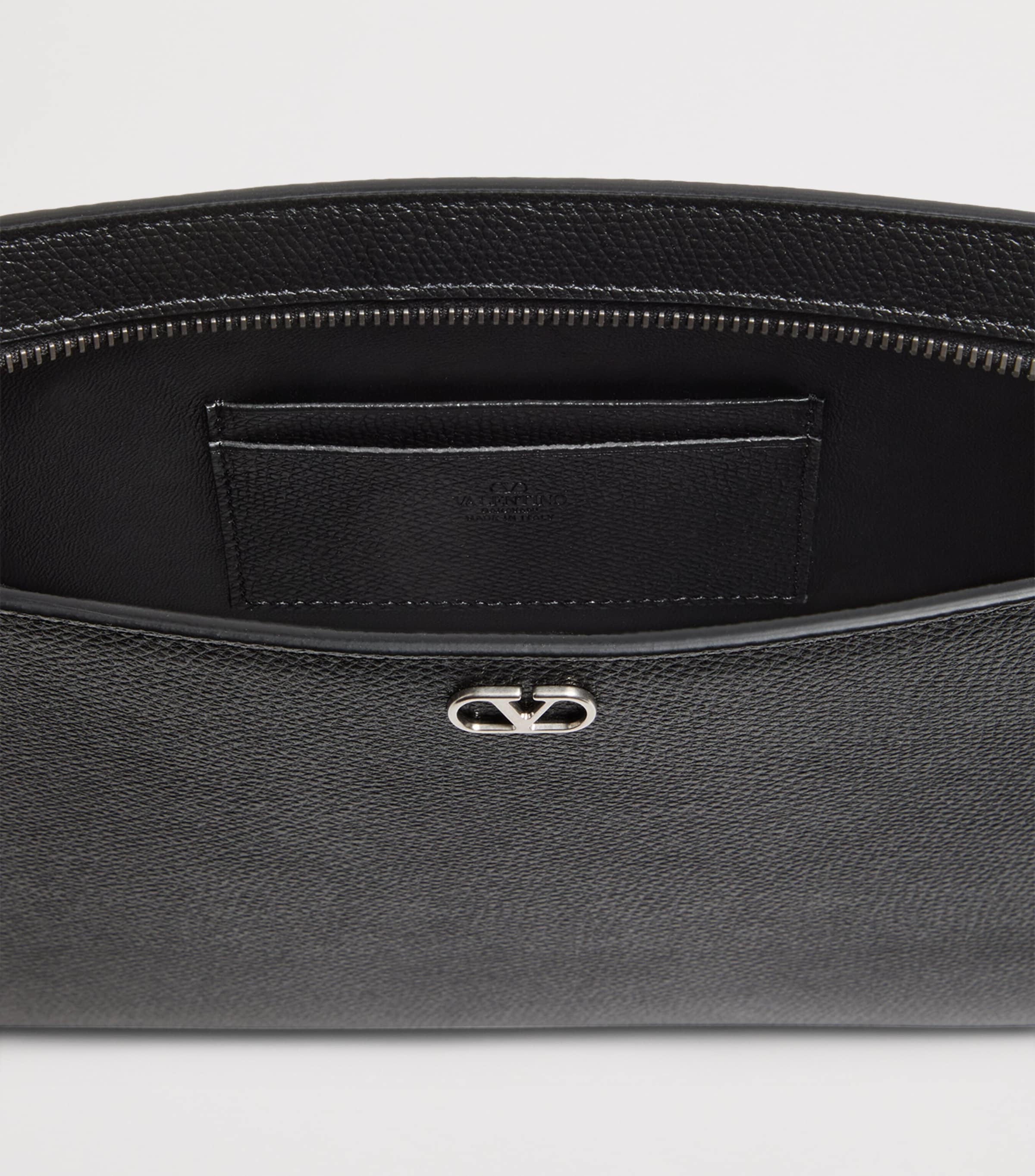 Medium Leather VLogo Signature Pouch 0NO Image 4