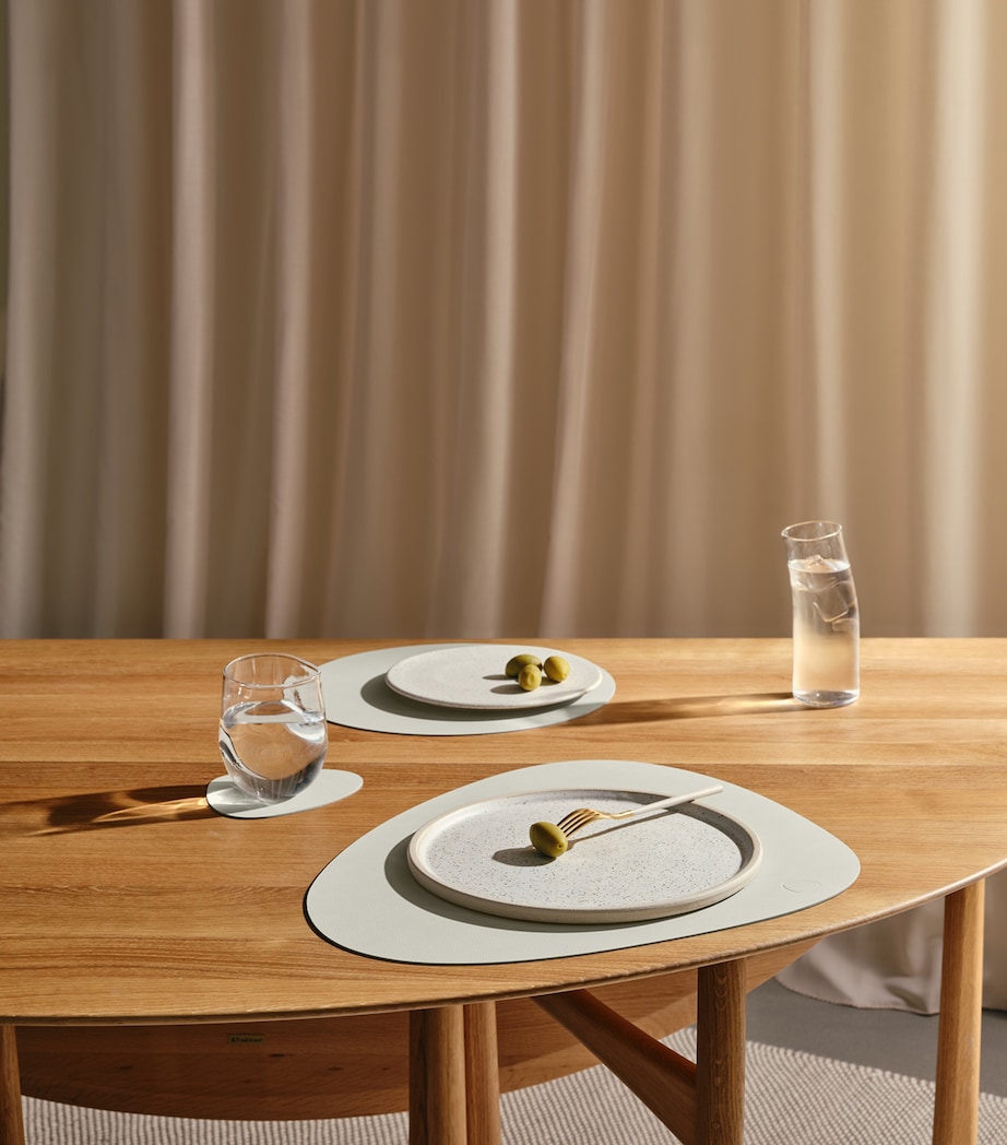 Set of 4 Nupo Curve Coasters LINEN Image 3