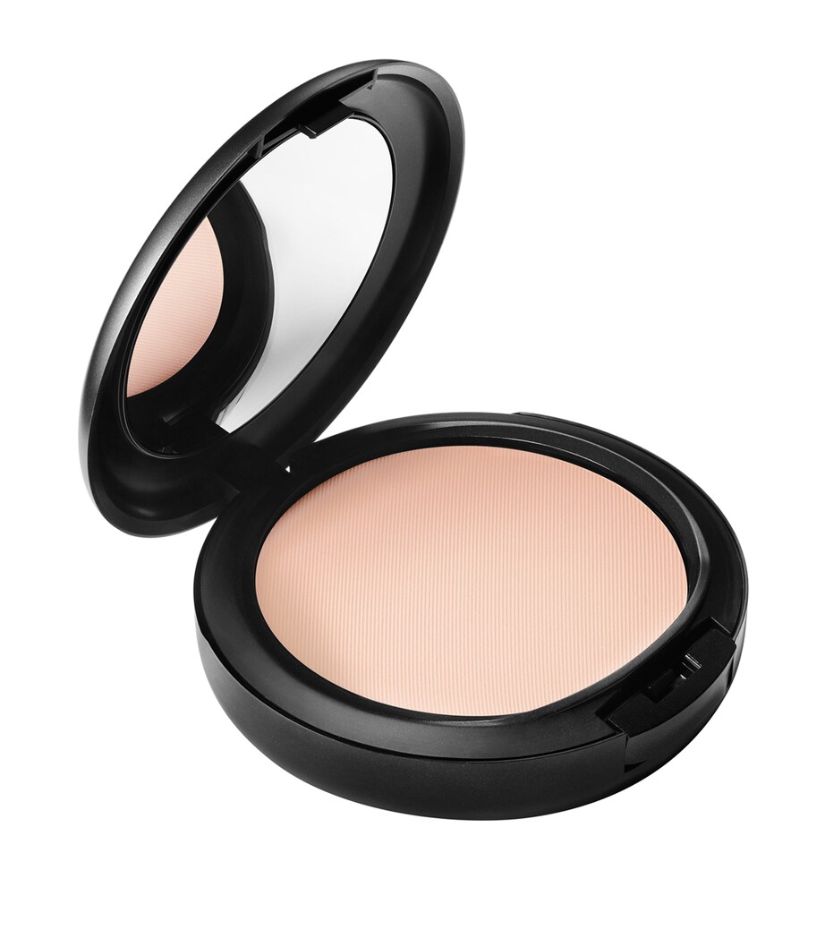 Studio Fix Powder Plus Foundation N3 Image 3