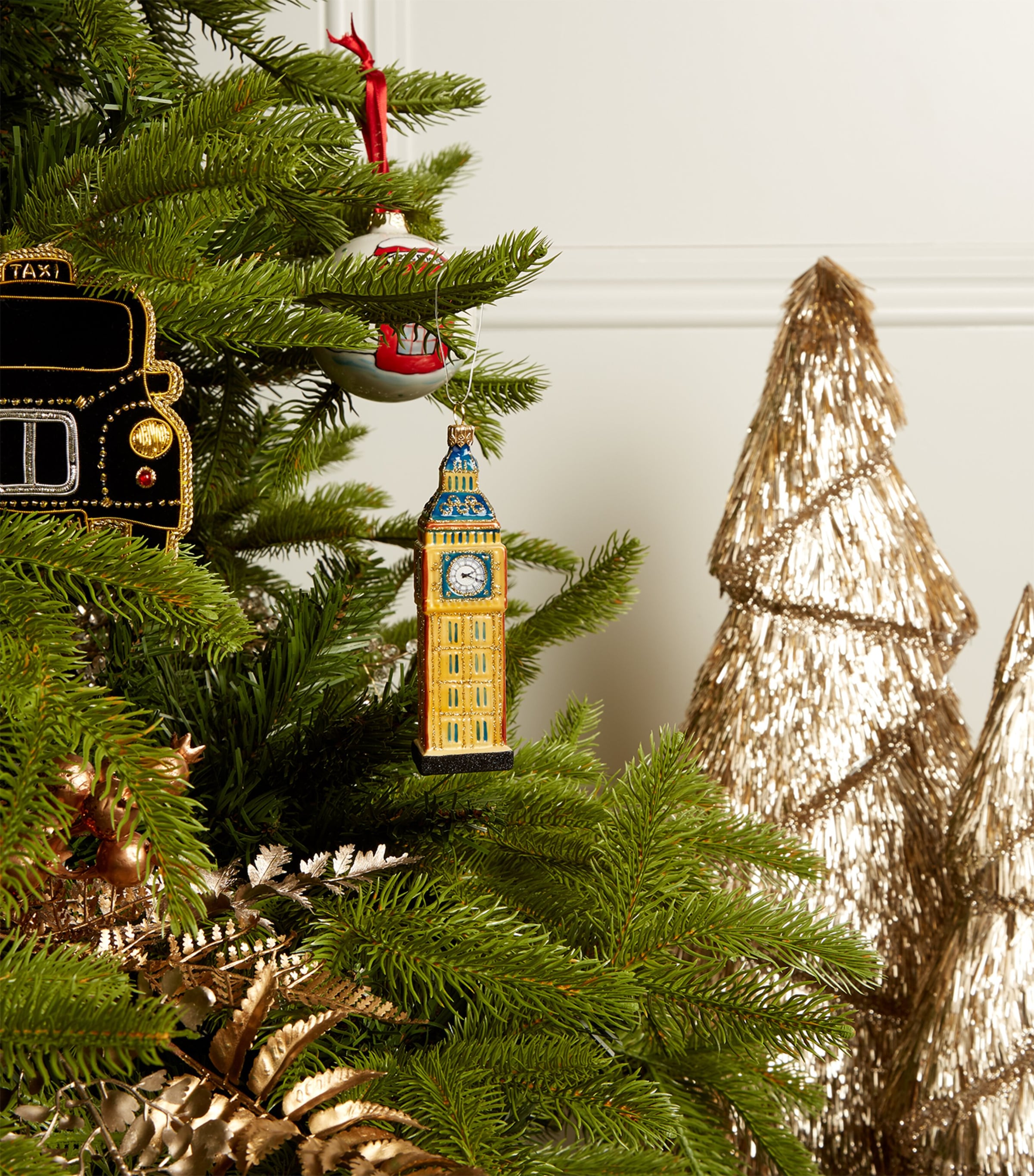 Big Ben Decoration GOLD Image 5