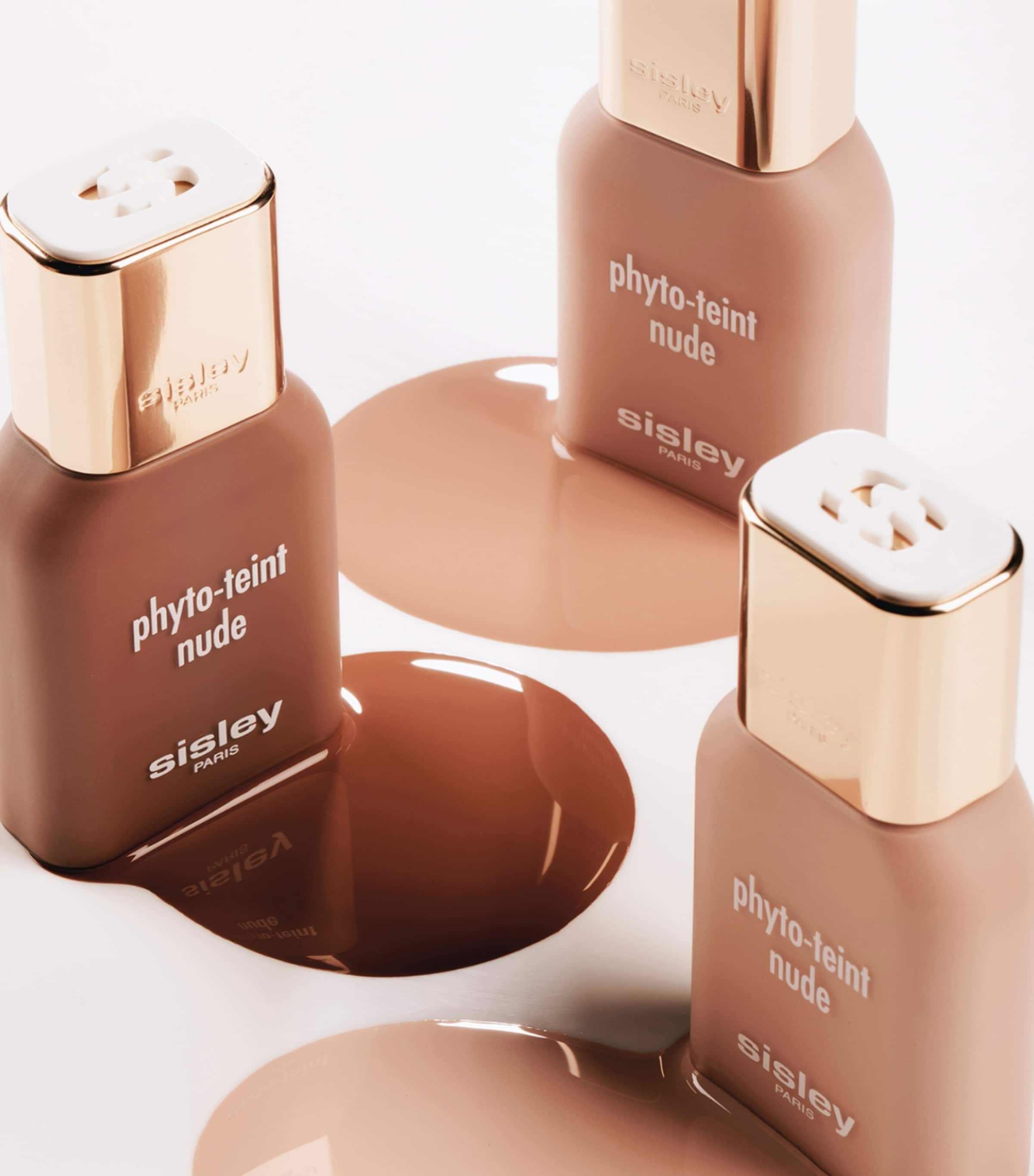 Sisley Phyto-Teint Nude Foundation Soft Beige Image 4