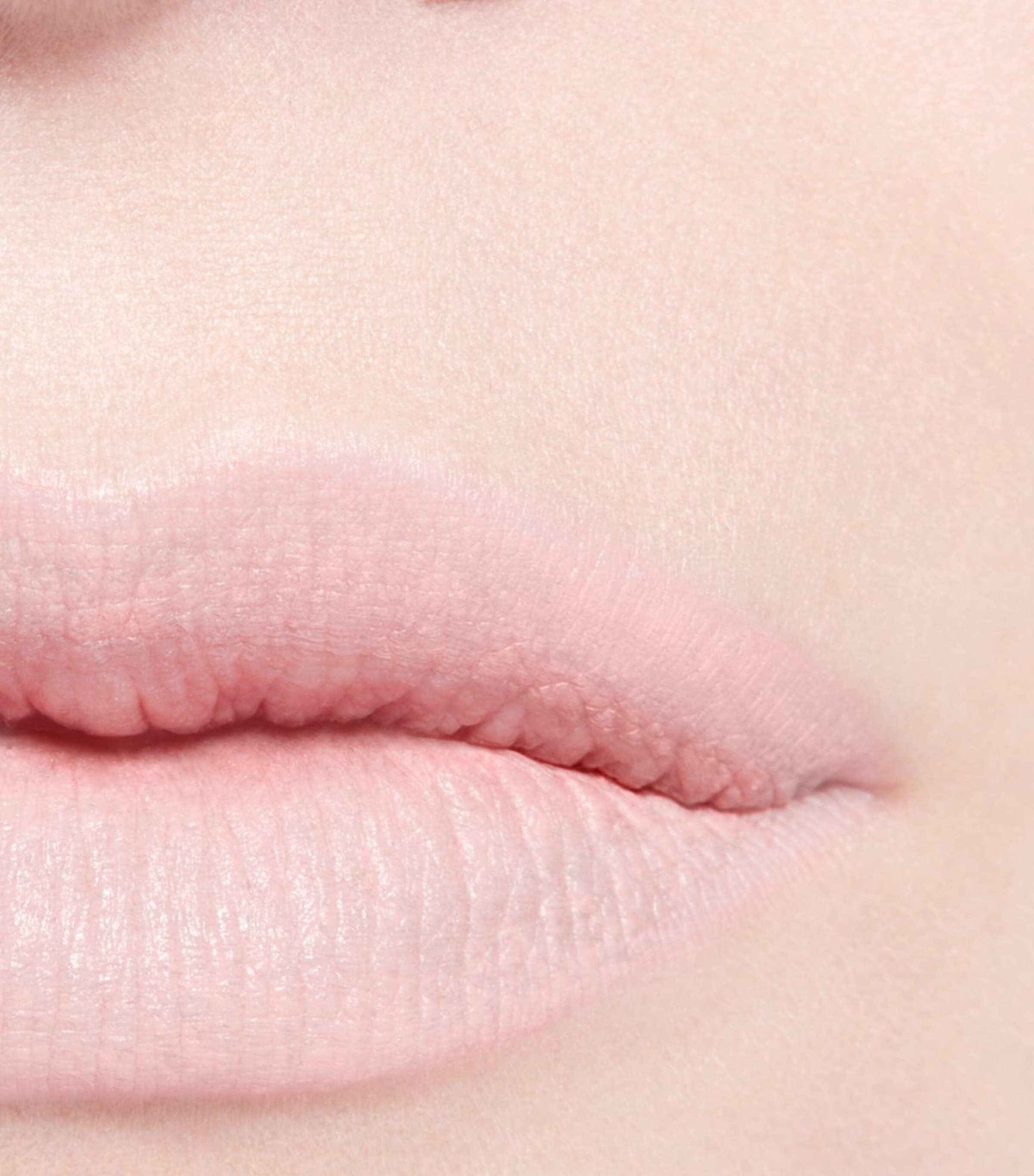 CHANEL CHANEL LE CRAYON LÈVRES Precision Lip-Defining Pencil Clear Image 6
