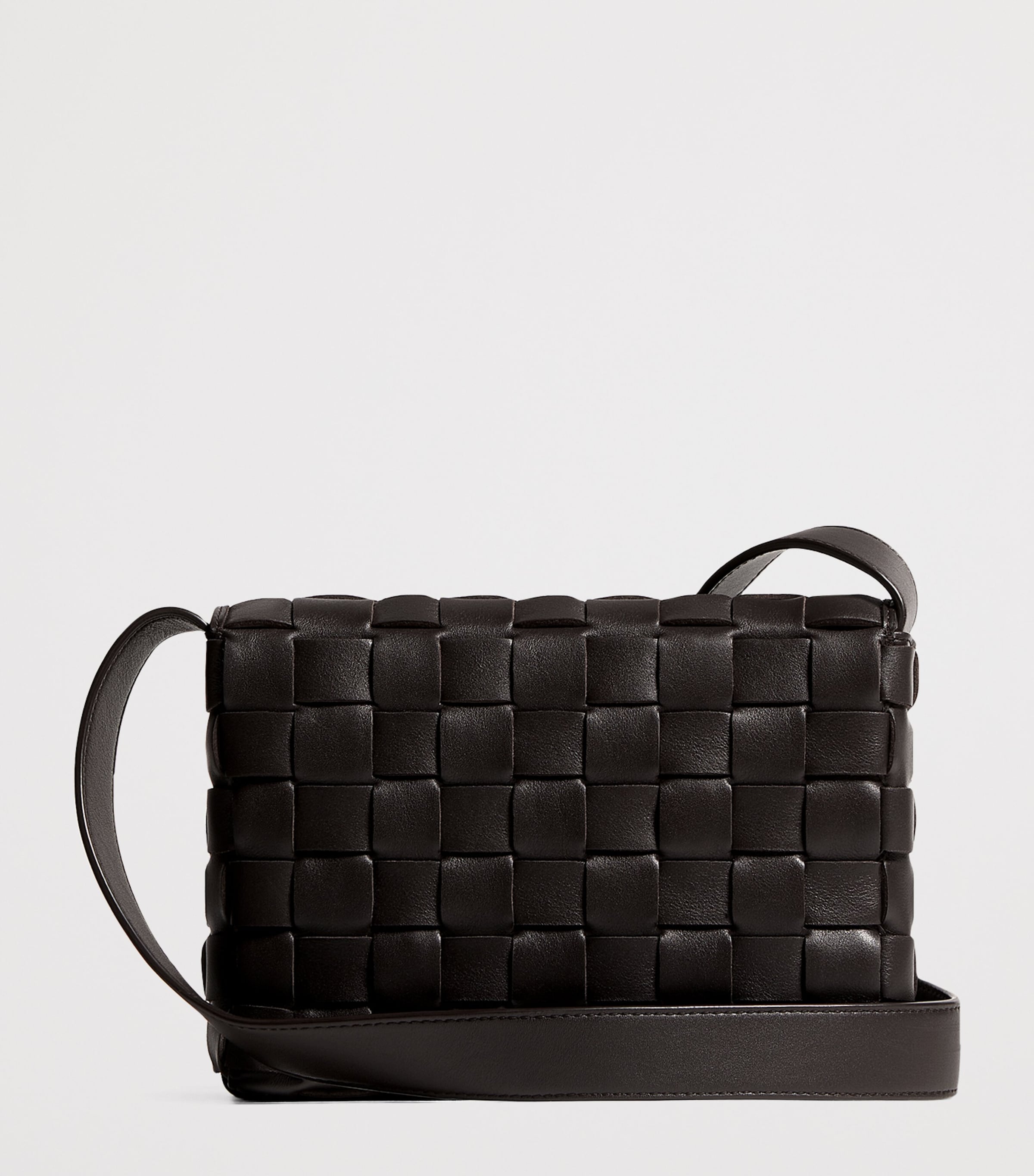 Bottega Veneta Leather Intrecciato Messenger Bag Image 4