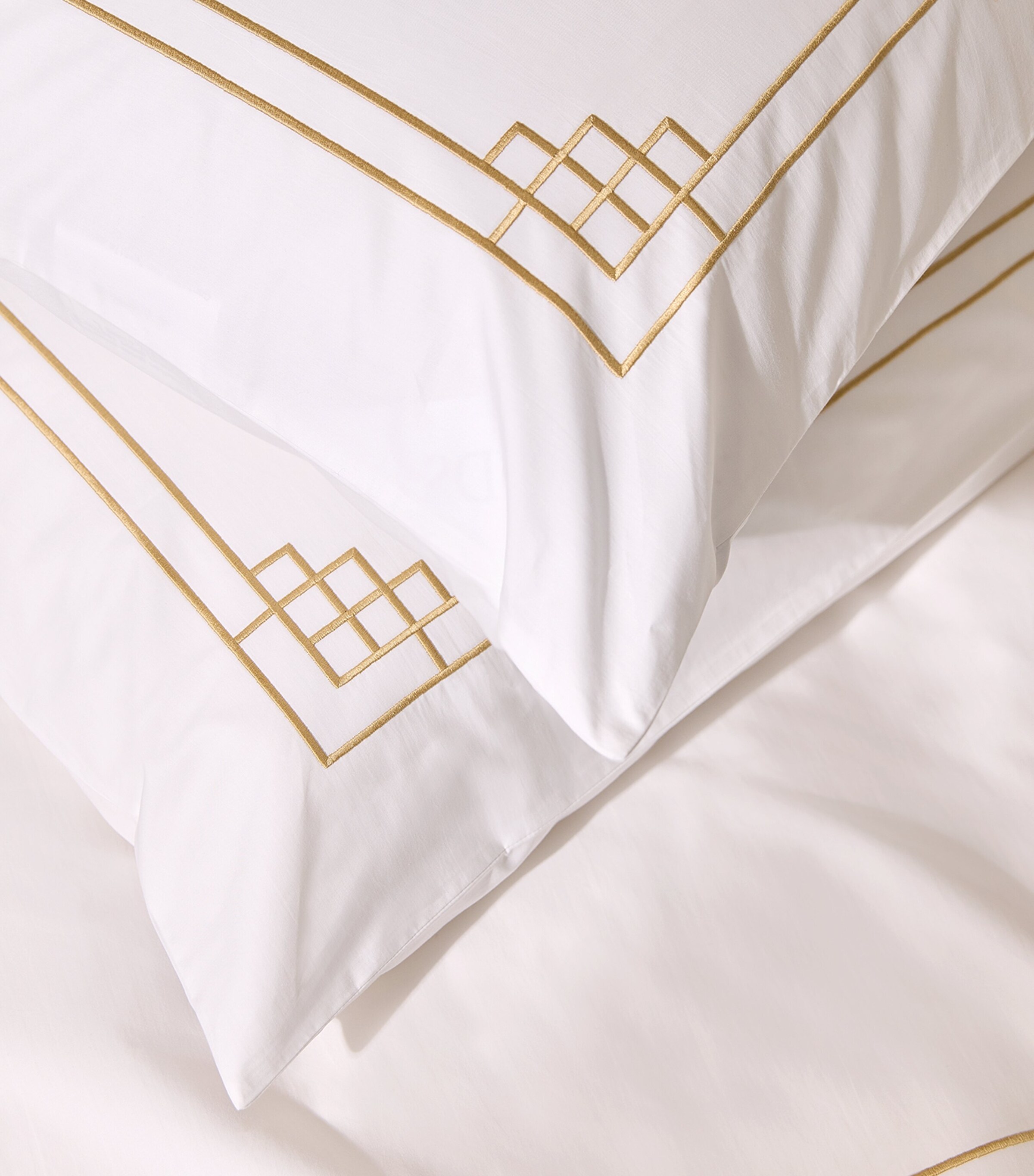 Peter Reed Hendon King Duvet Cover Set (230cm x 220cm) White Image 5