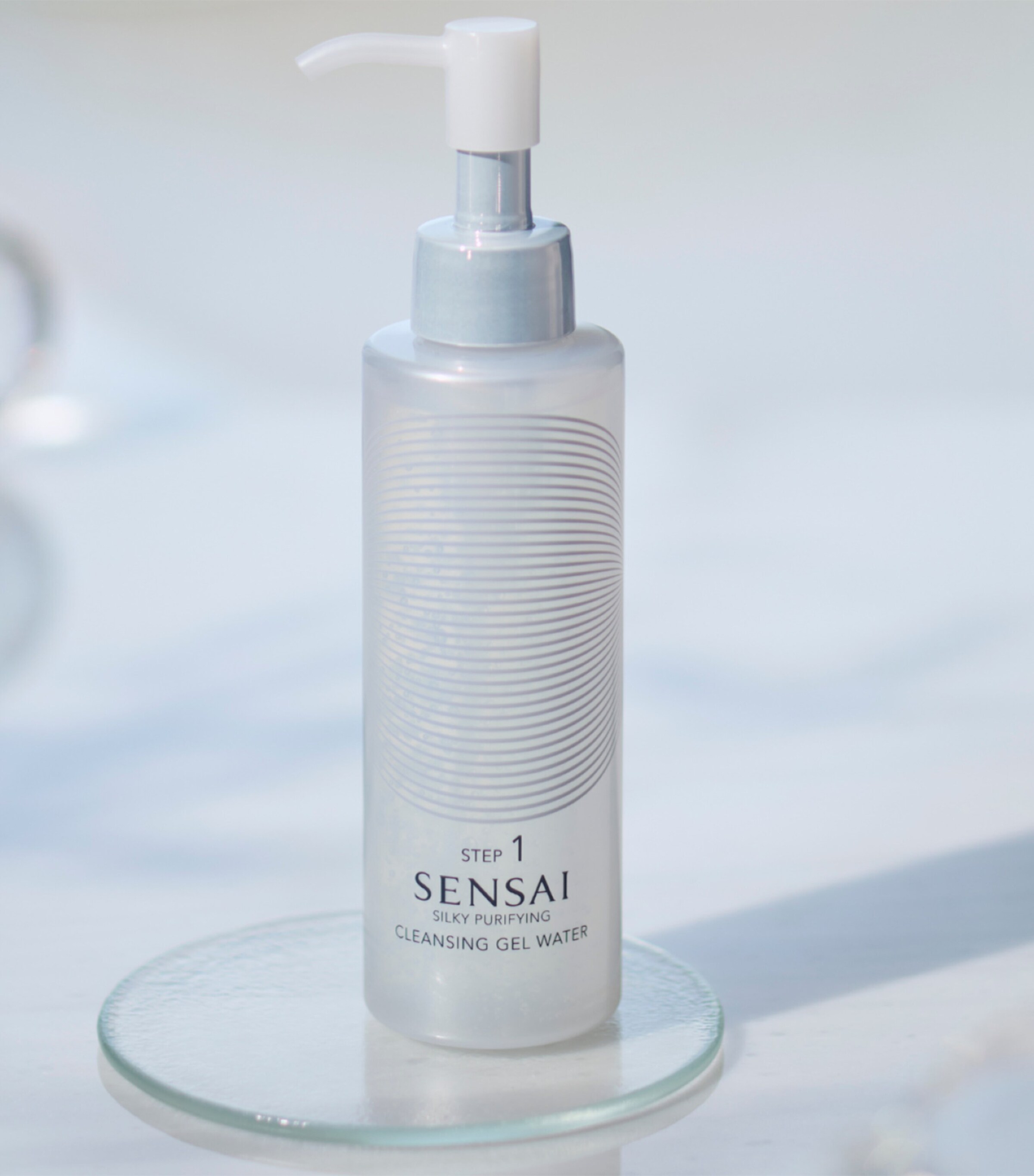 Sensai Silky Purifying Cleansing Gel Water (150ml) Image 5