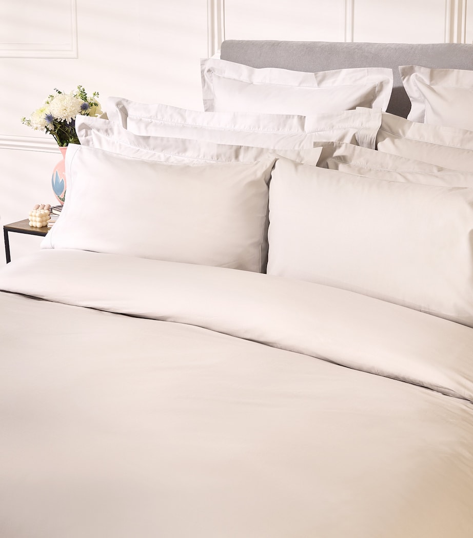 Harrods of London Chester Super King Duvet Cover Set (260cm x 220cm) Cool Grey Image 3