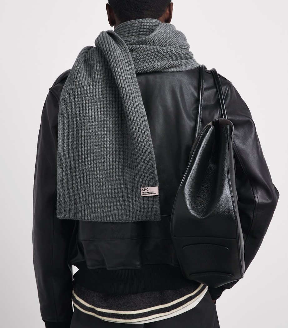 A.P.C. Wool-Cashmere Sasha Scarf Lad Anthracite Image 3