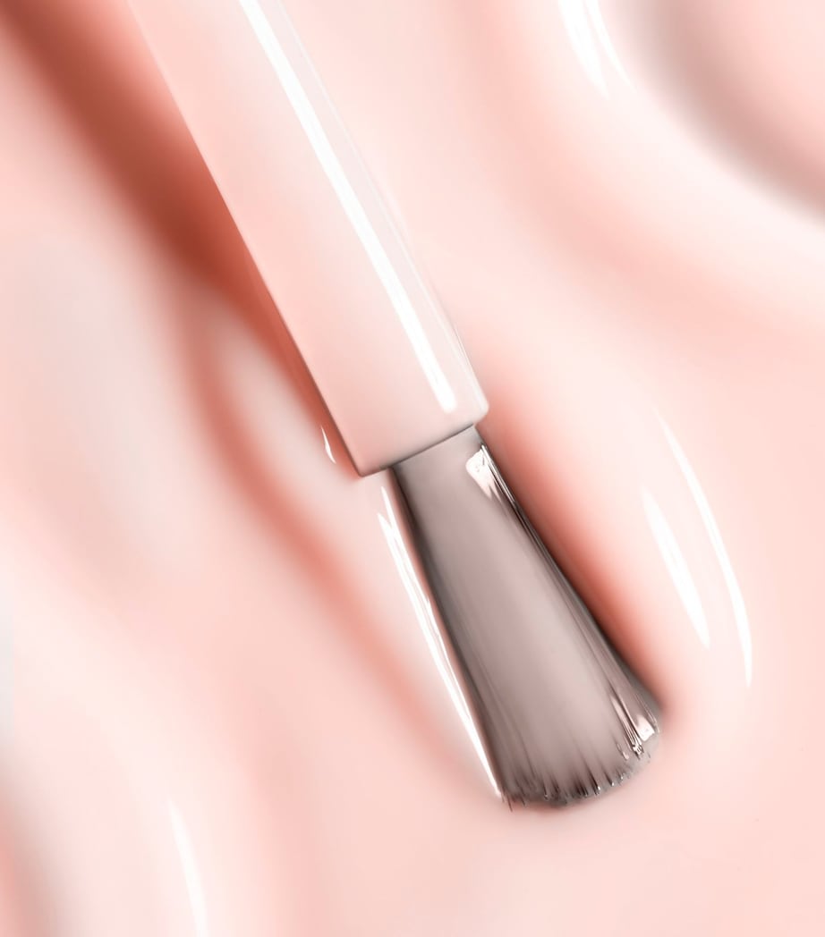 LE VERNIS Longwear Nail Colour BALLERINA 111 Image 3