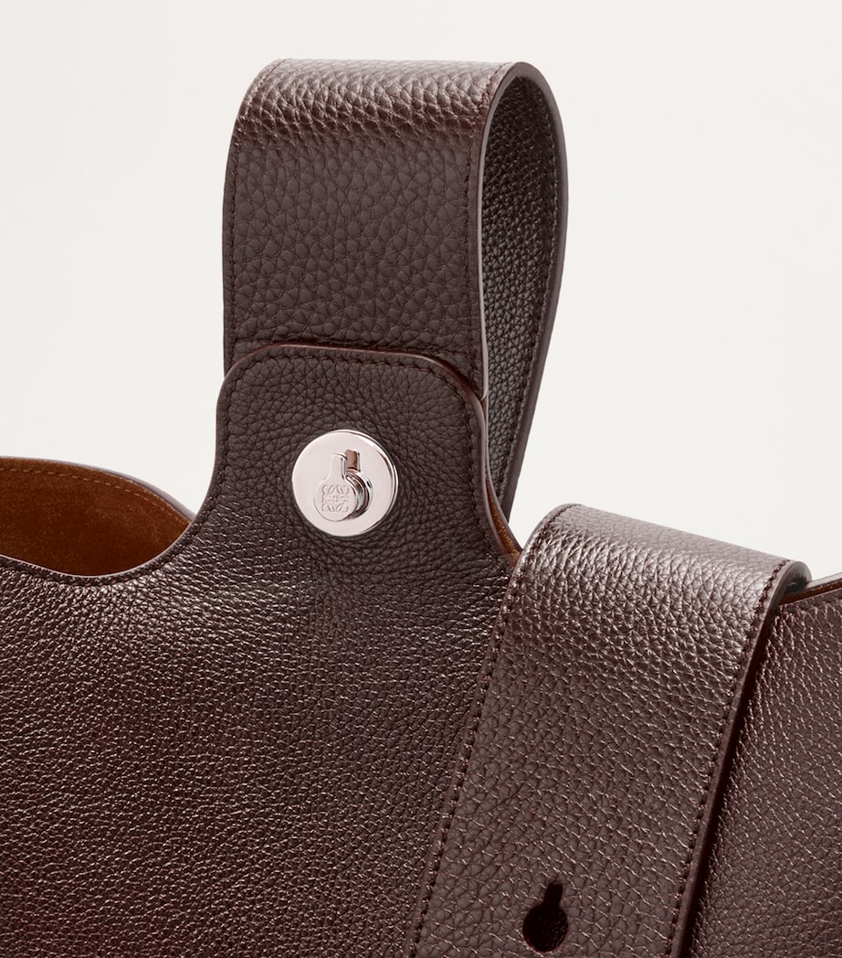 Large Leather Pebble Bucket Bag OXBLOOD Image 8