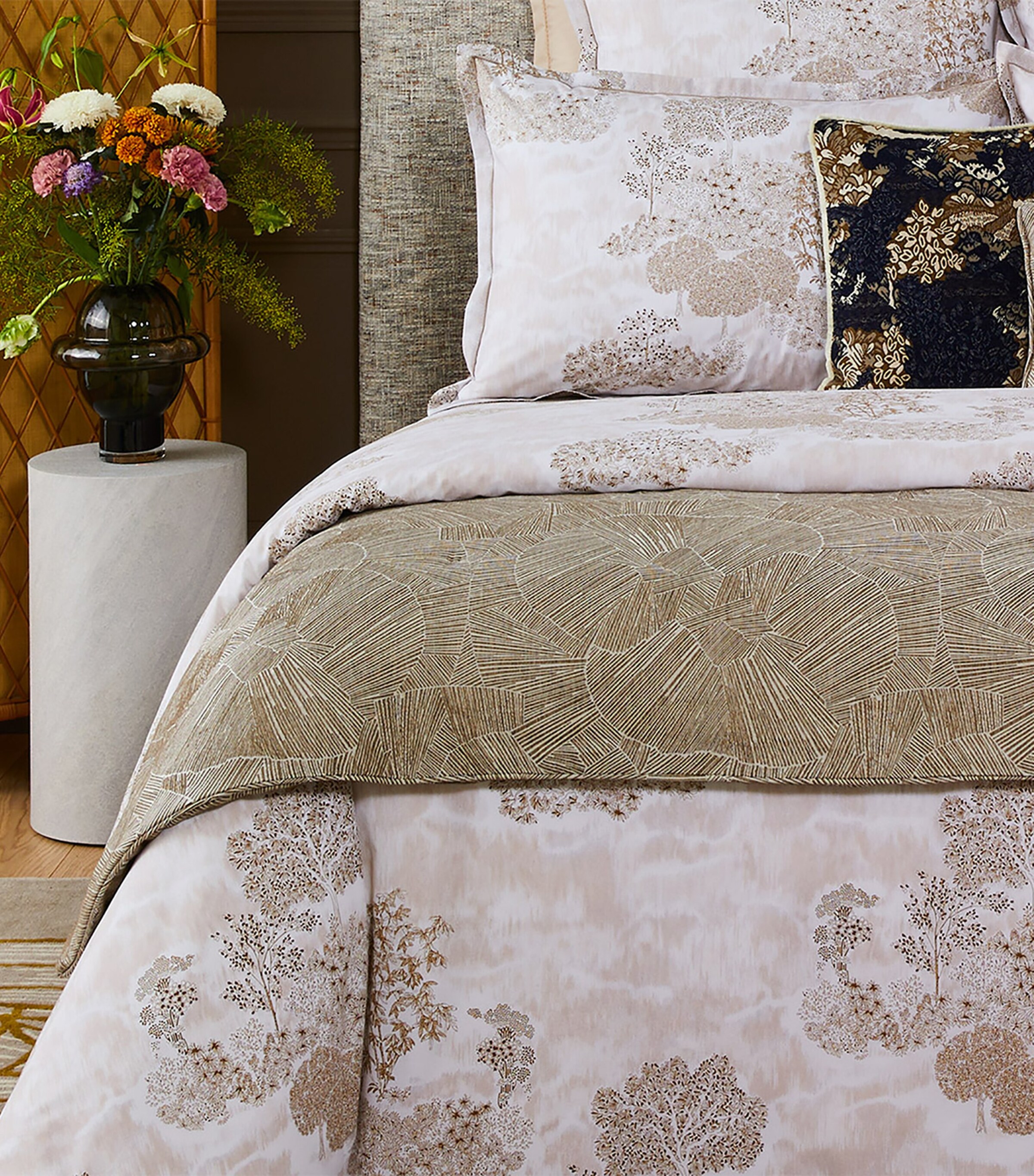 Yves Delorme Paysages Super King Bedcover (285cm x 250cm) Multicoloured Image 2
