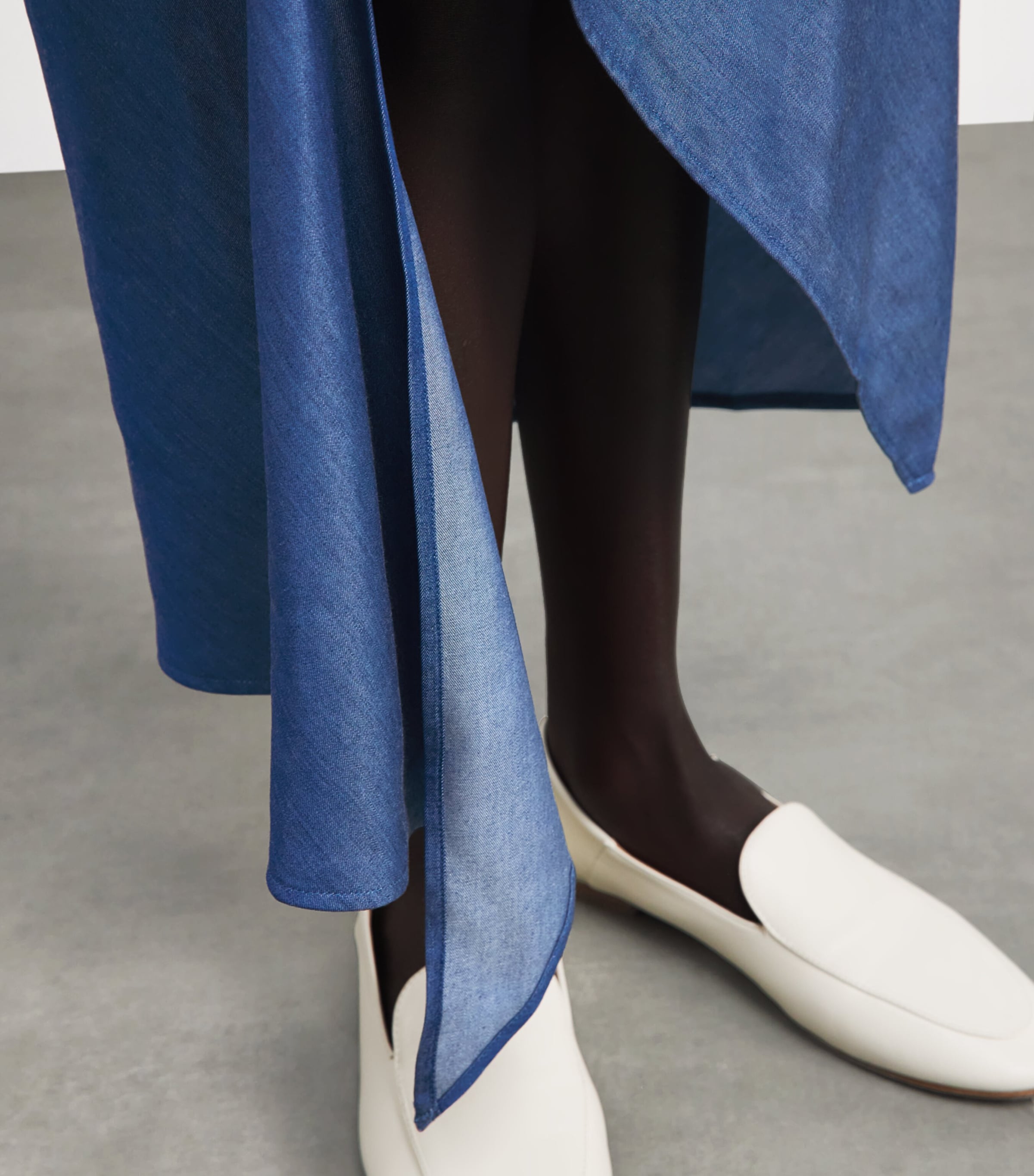 Palmer//Harding Womens Denim Motion Midi Skirt Blue Denim Image 3