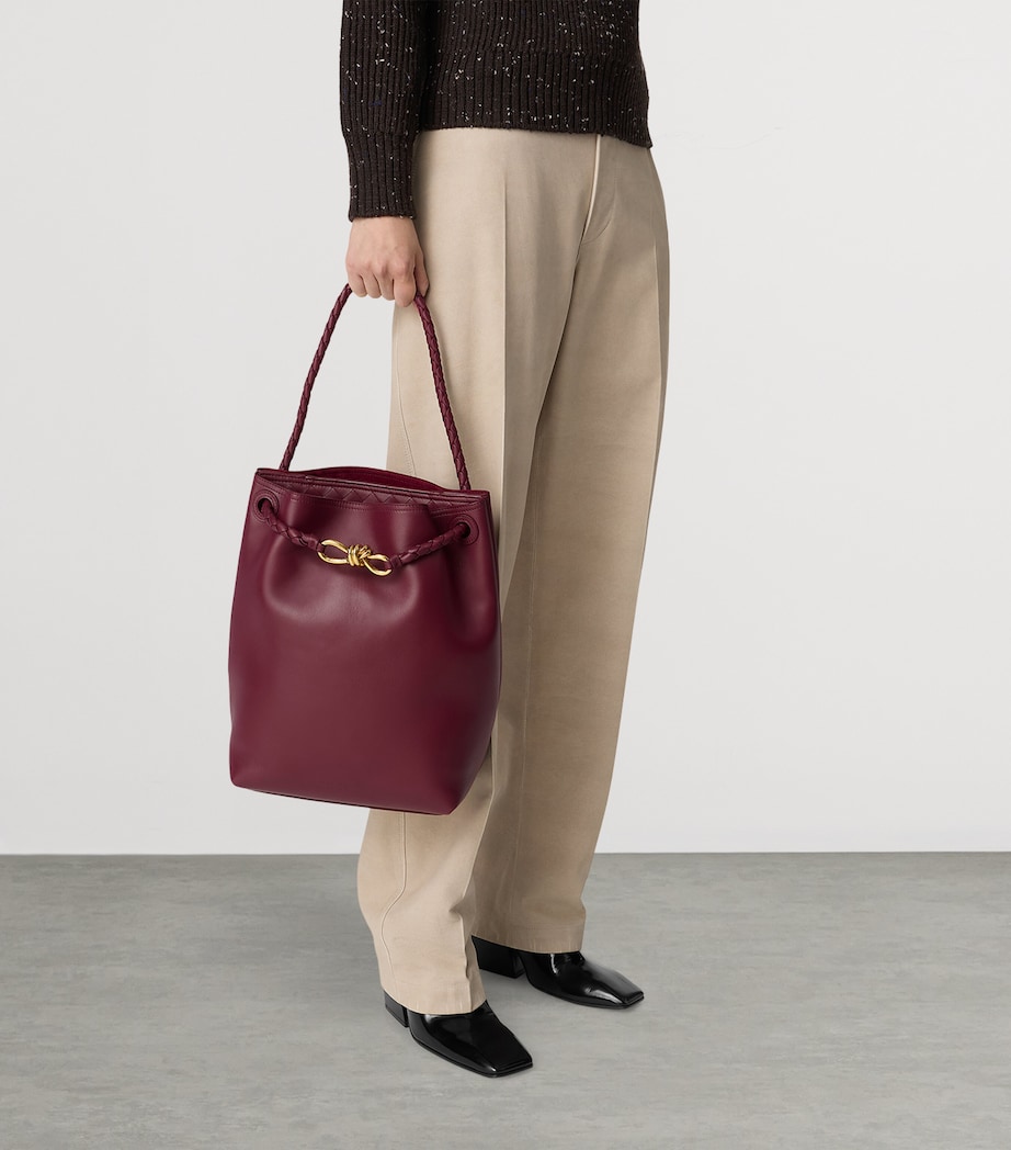 Leather Andiamo Bucket Bag 2250 Image 2