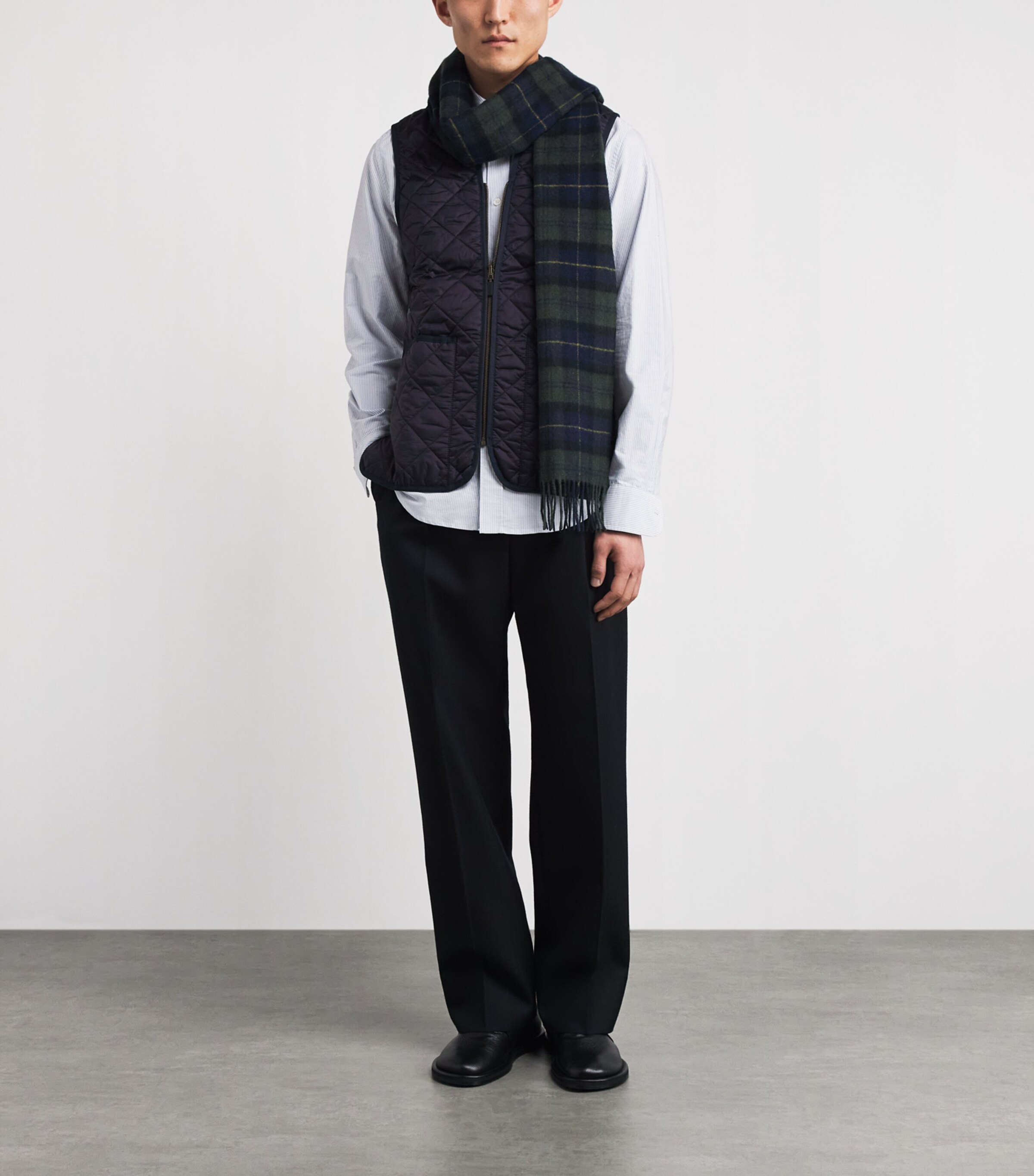 Barbour Mens Quilted Zip-In Gilet Liner Navy Image 2