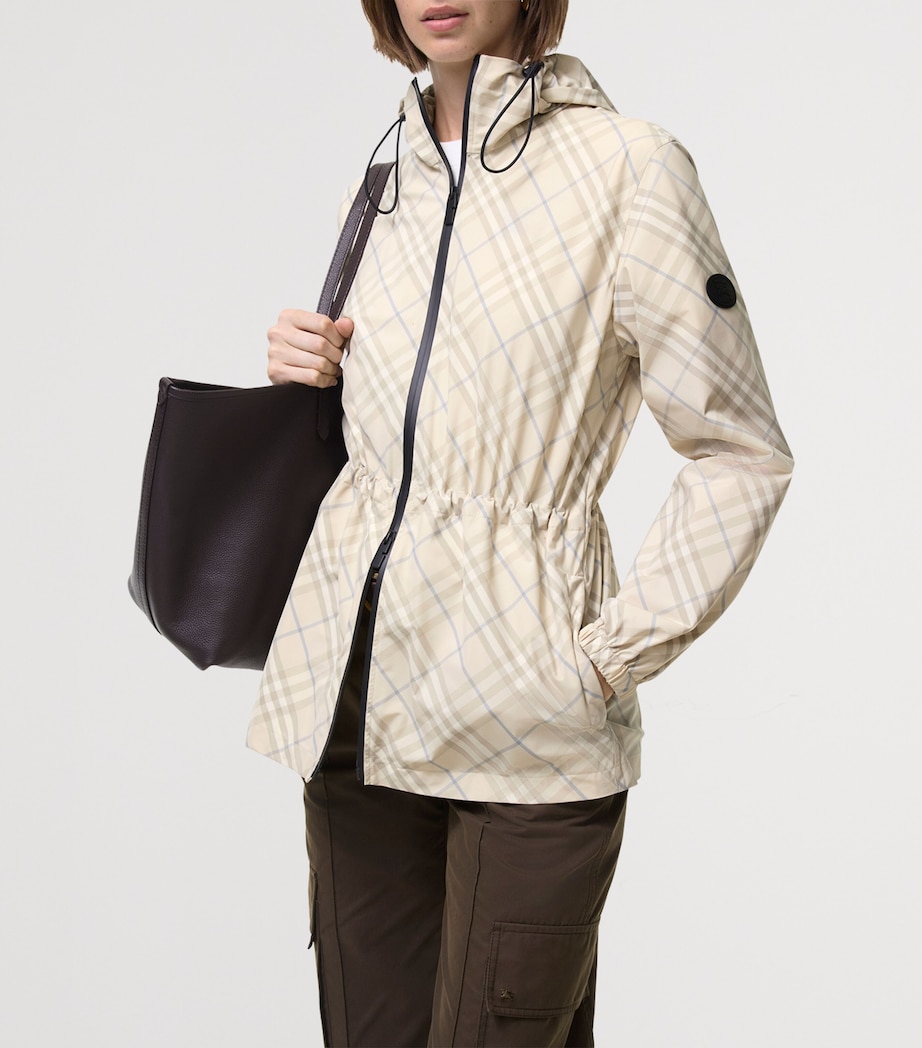 Burberry Womens Check Whitstable Jacket Sesame Beige Ip Chk Image 2