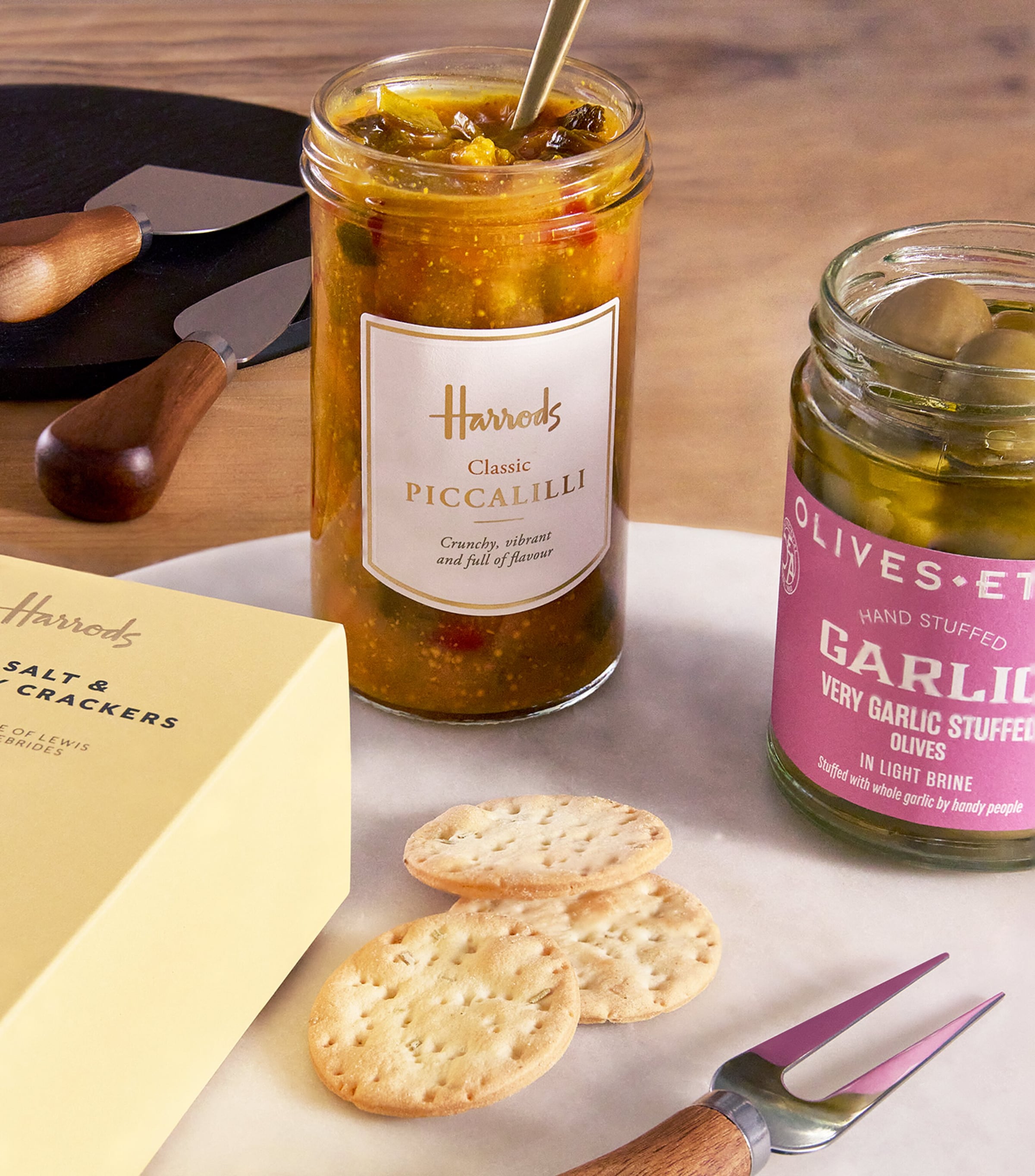 Harrods The Harrods Banquet Hamper | Harrods UK