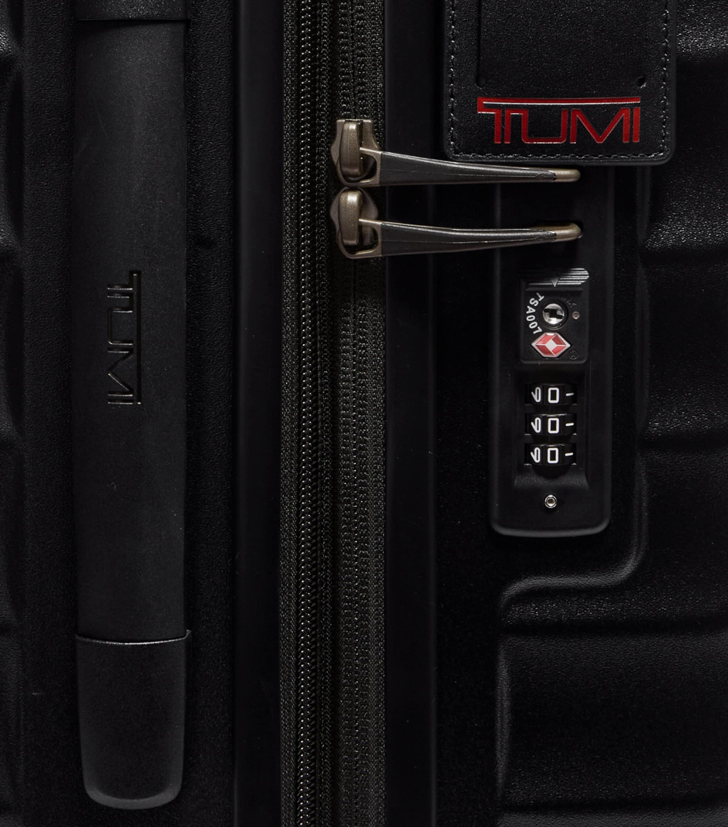 Tumi 19 Degree Check-In Suitcase (58cm) Textured Black Image 5