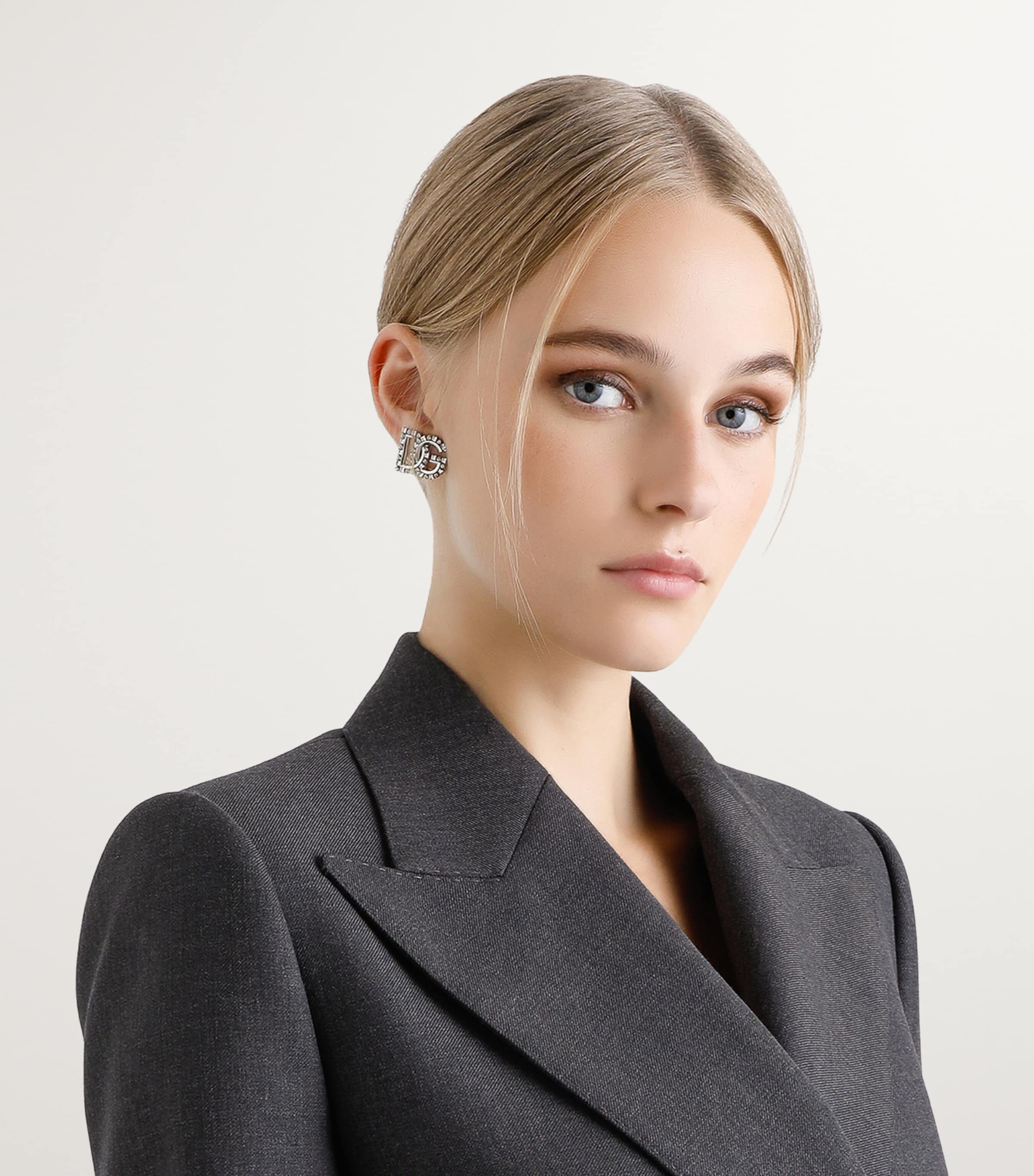 DG Logo Clip-On Earrings 87655-SILVER/PALLADI Image 2