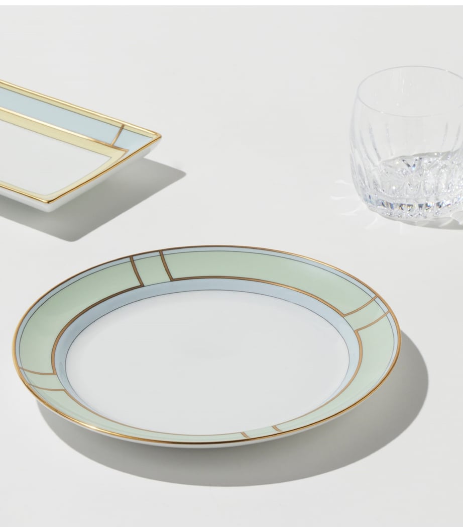 Porcelain Colonna Diva Verde Side Plate (24cm) G00134900 Image 2