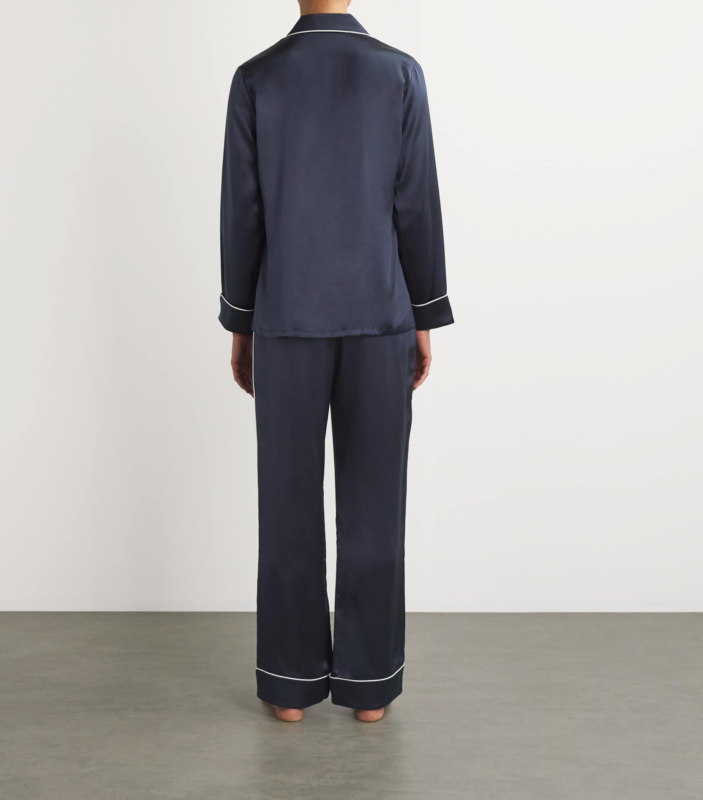 Silk Coco Pyjama Set NAVY IVORY Image 3