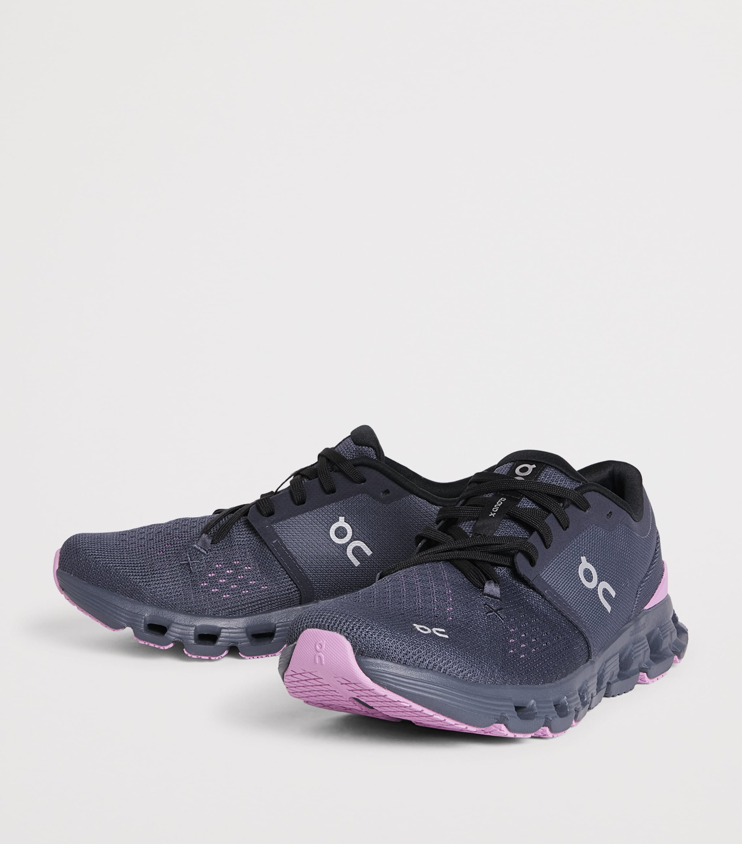 Cloud X 4 Trainers NAVY/SAKURA Image 2
