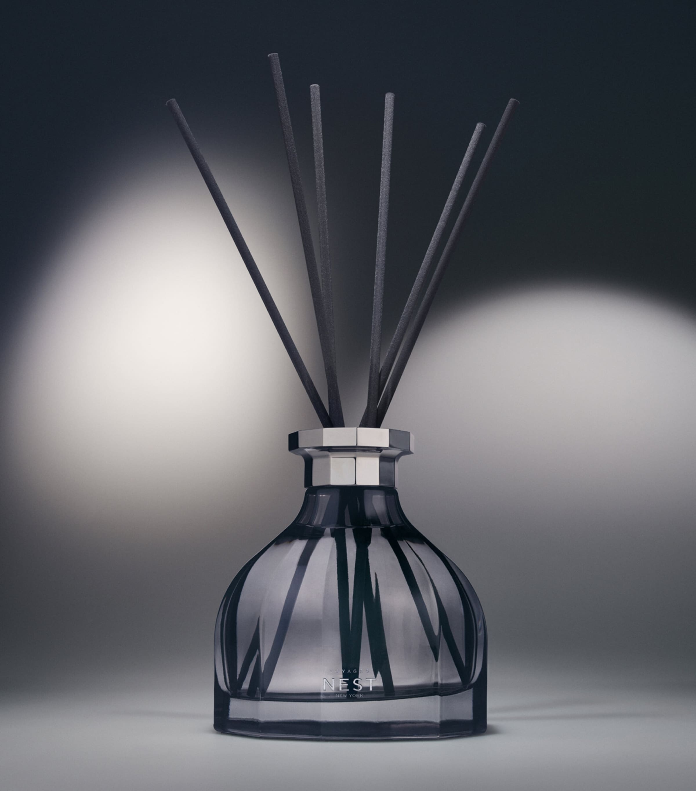 VOYAGES Oud Mystique Diffuser (500ml) NO COLOUR Image 4
