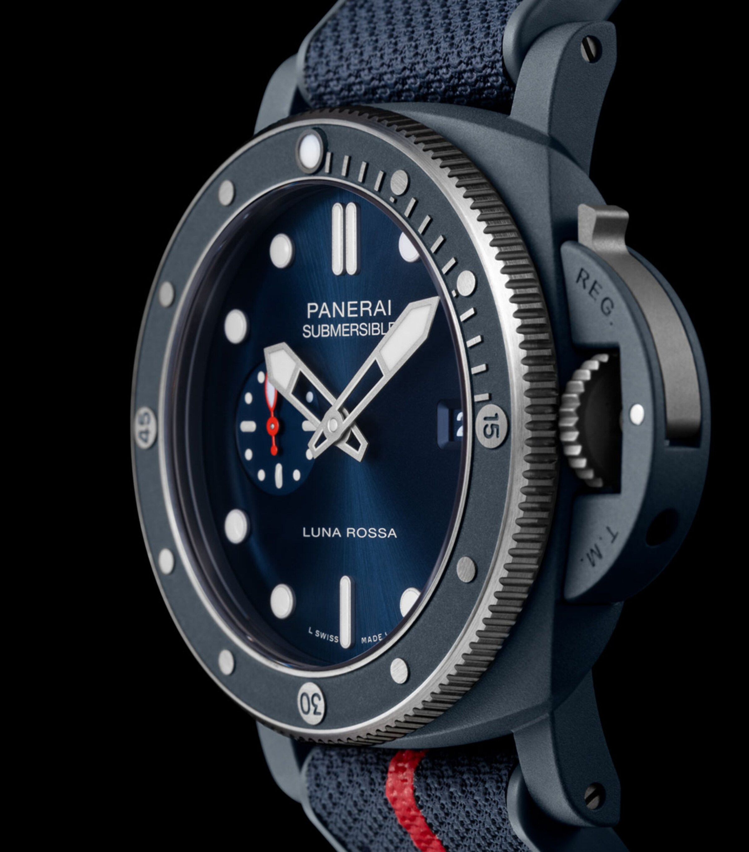 Ti-Ceramitech Submersible QuarantaQuattro Luna Rossa Watch 44mm BLUE Image 3