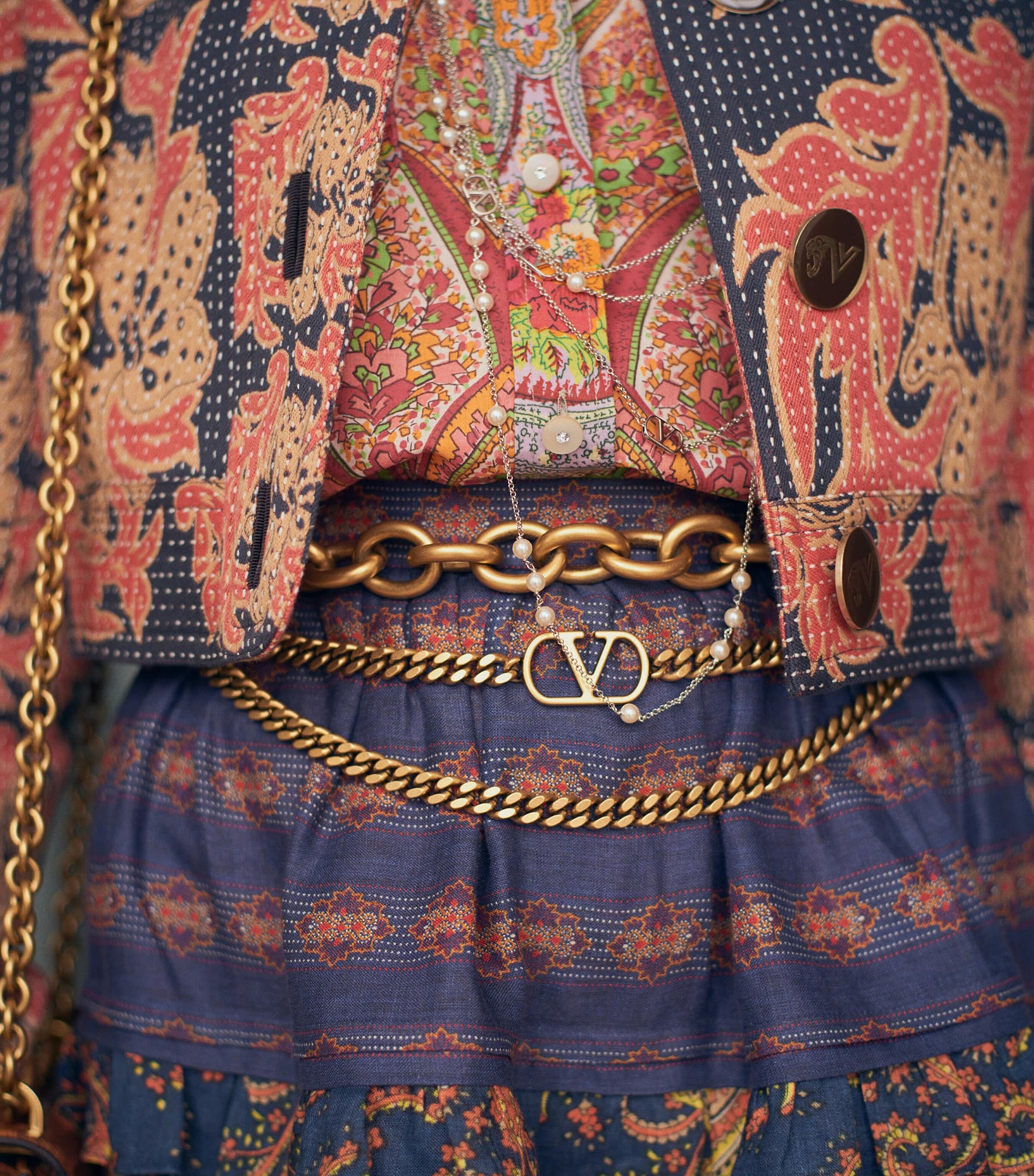 VLogo Signature Chain Belt AG0 Image 3