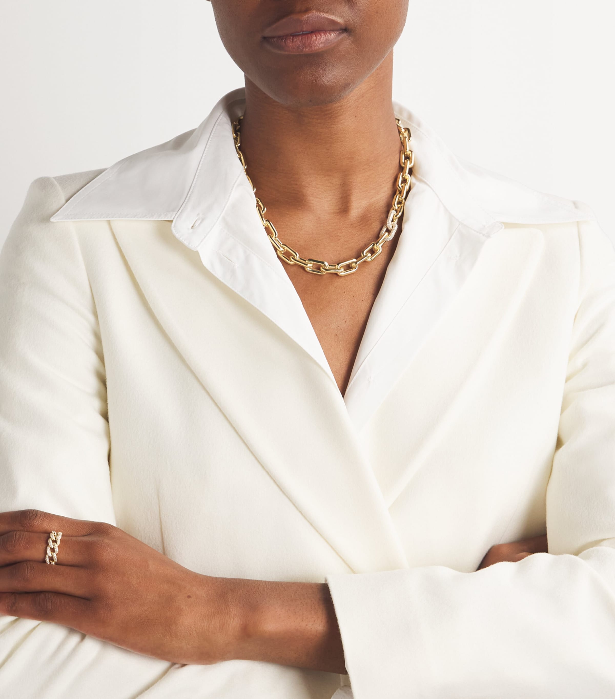 Yellow Gold and Diamond Pavé Link Necklace YELLOW GOLD Image 4