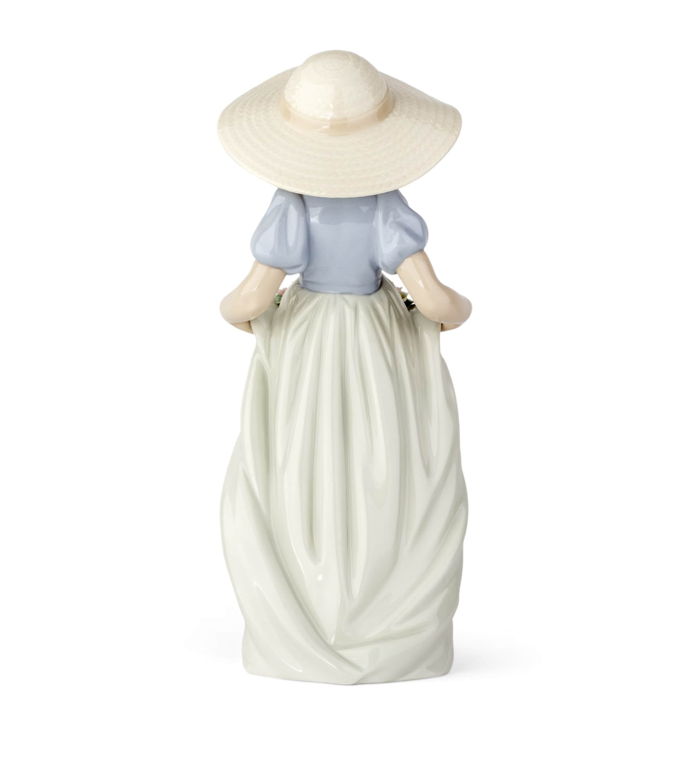 Lladró Bountiful Blossoms Figurine Image 3