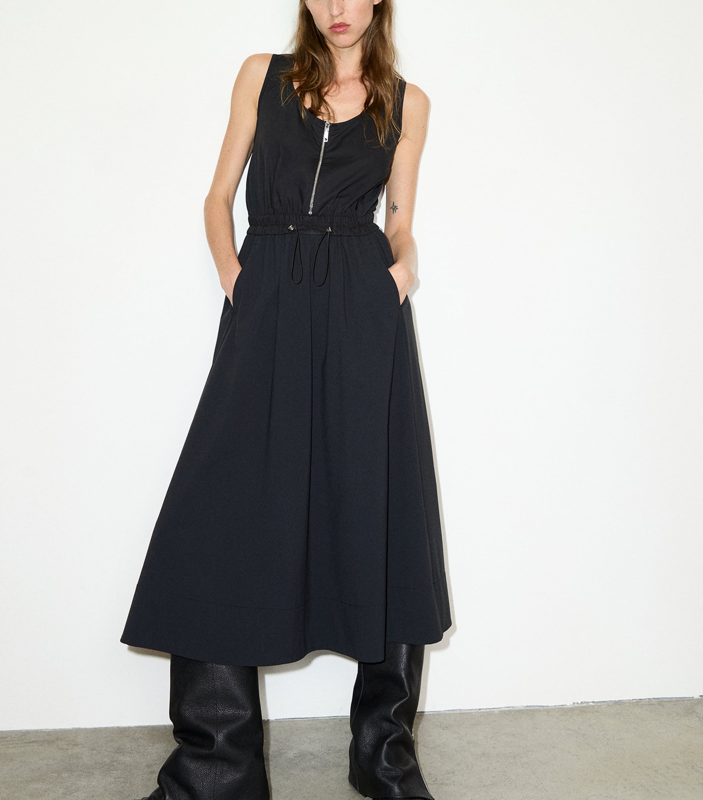 MAX&Co. Womens Jersey Zip Midi Dress Black Image 2