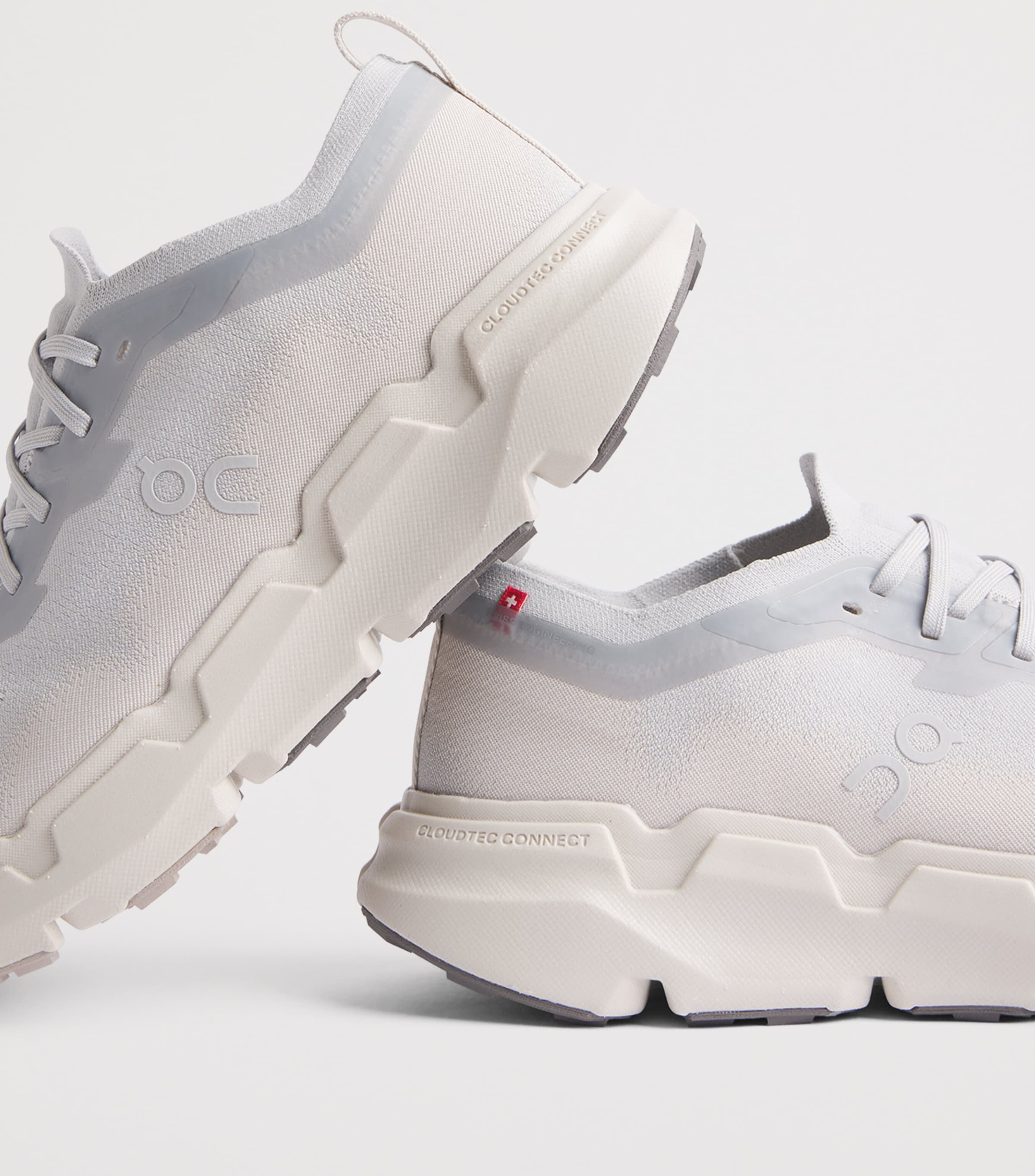On Mens Cloudsoma Trainers Glacier | Pearl Image 6